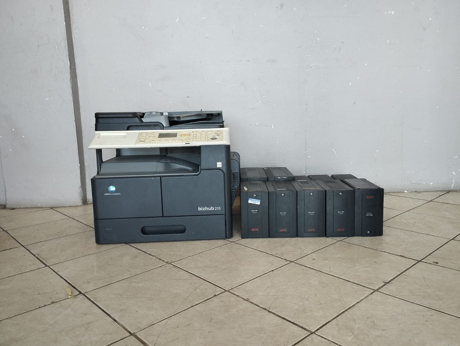 Fotocopiadora Konica Minolta — imagem 1