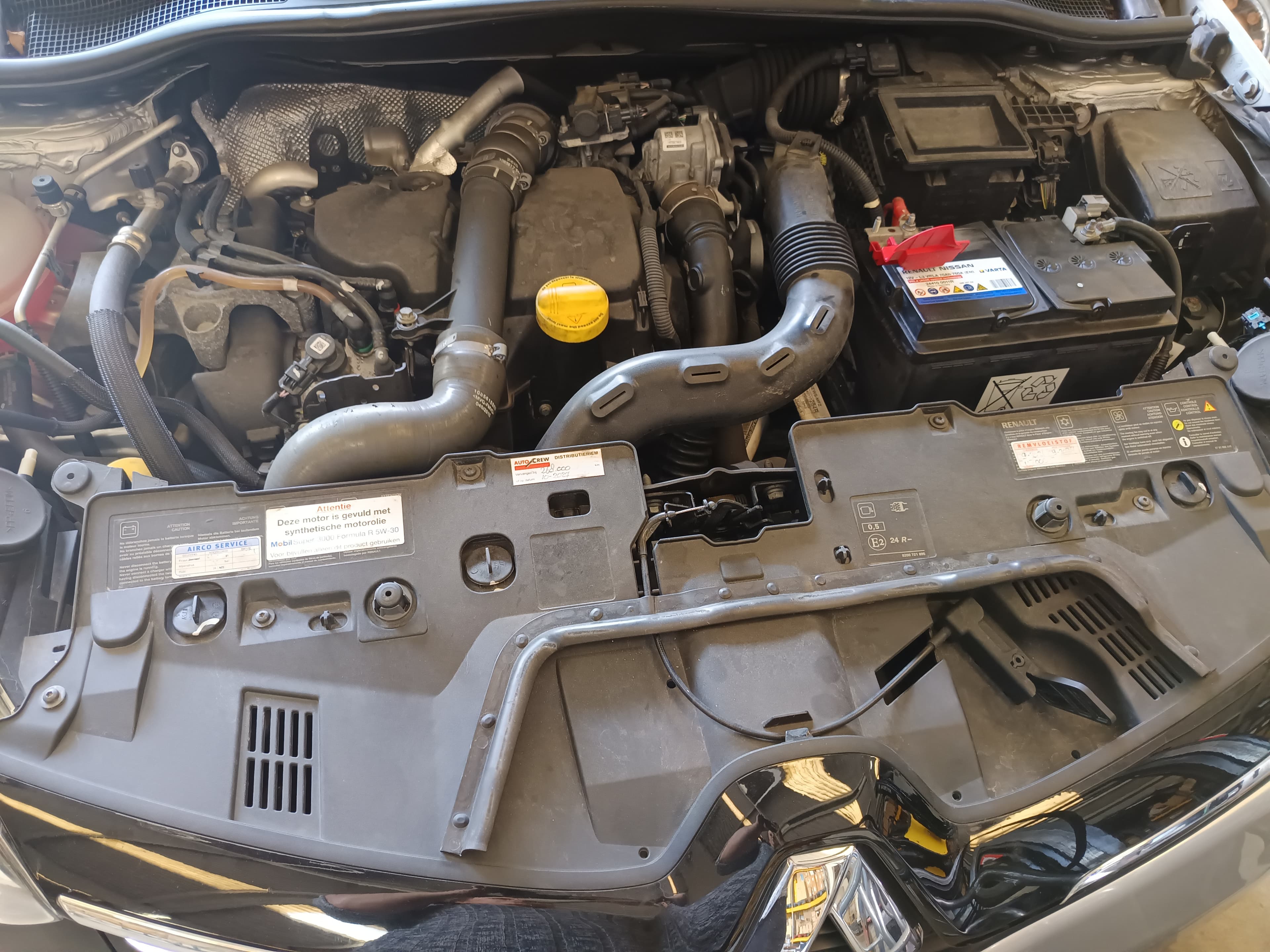 Renault Clio · Year 2015 — image 7
