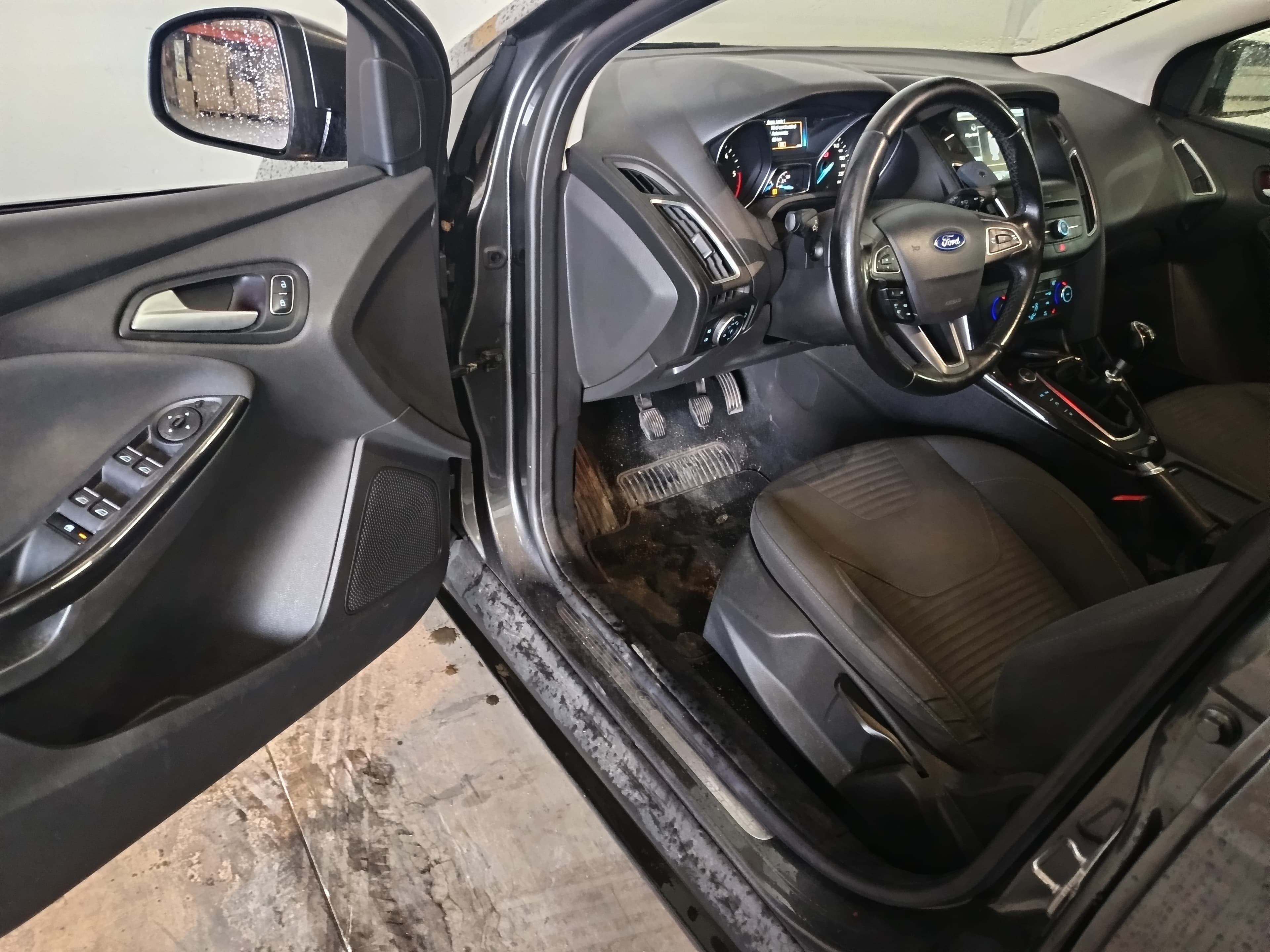 Ford Focus · Ano 2015 — imagem 24
