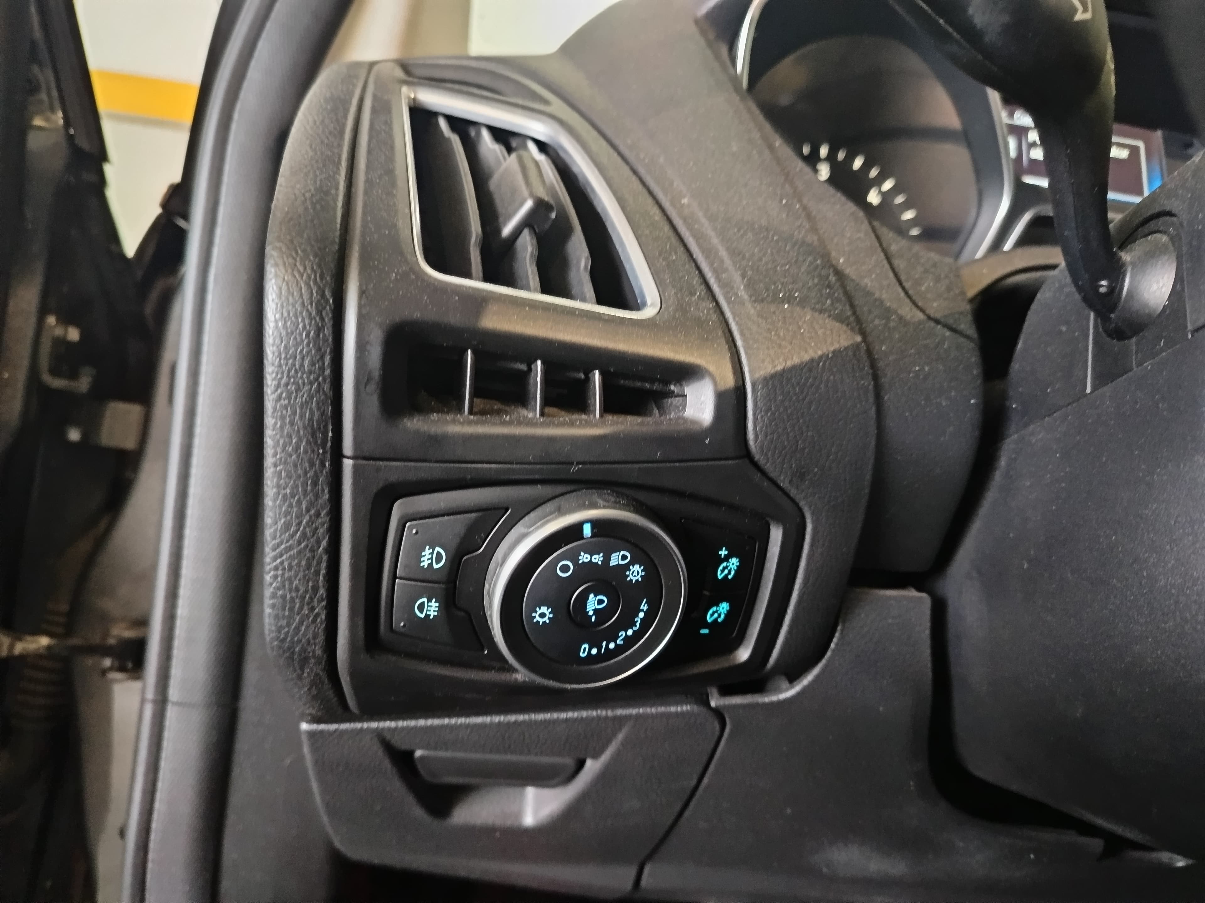 Ford Focus · Ano 2015 — imagem 36