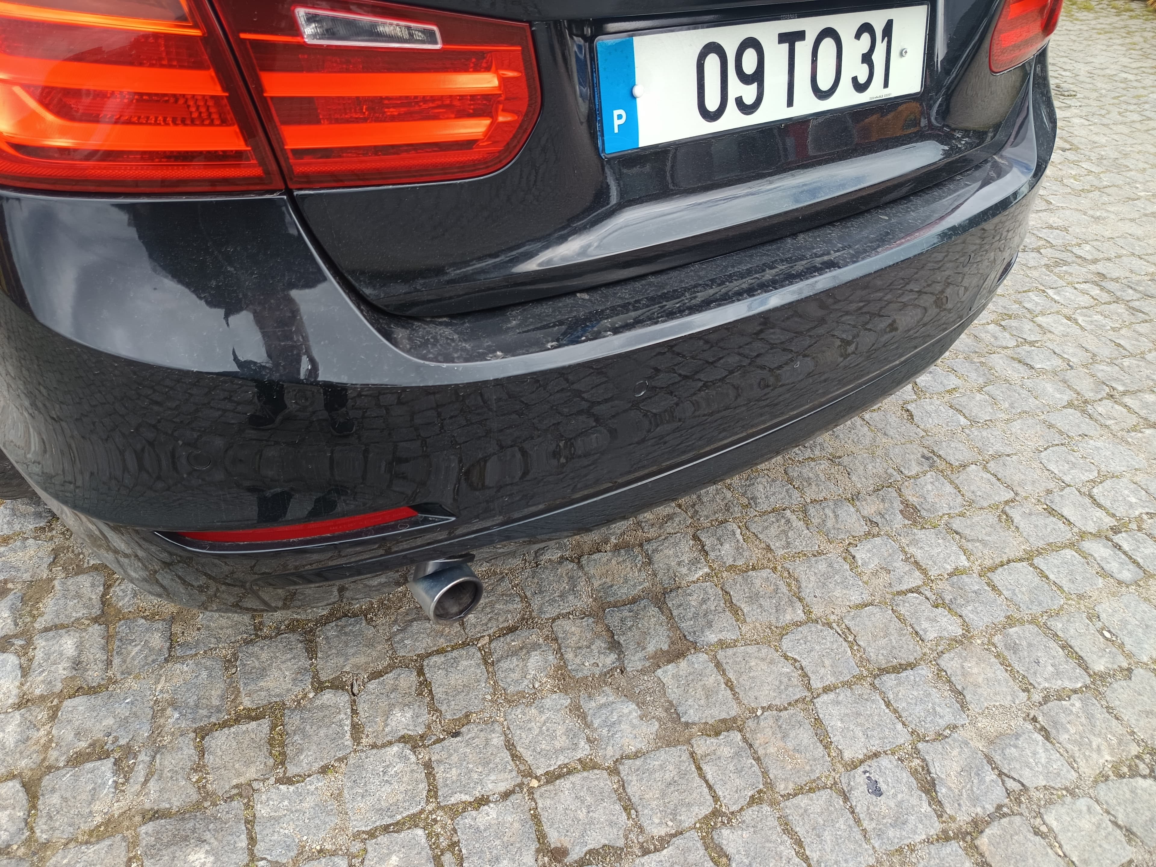 BMW 318d · Ano 2012 Més Maio — image 11
