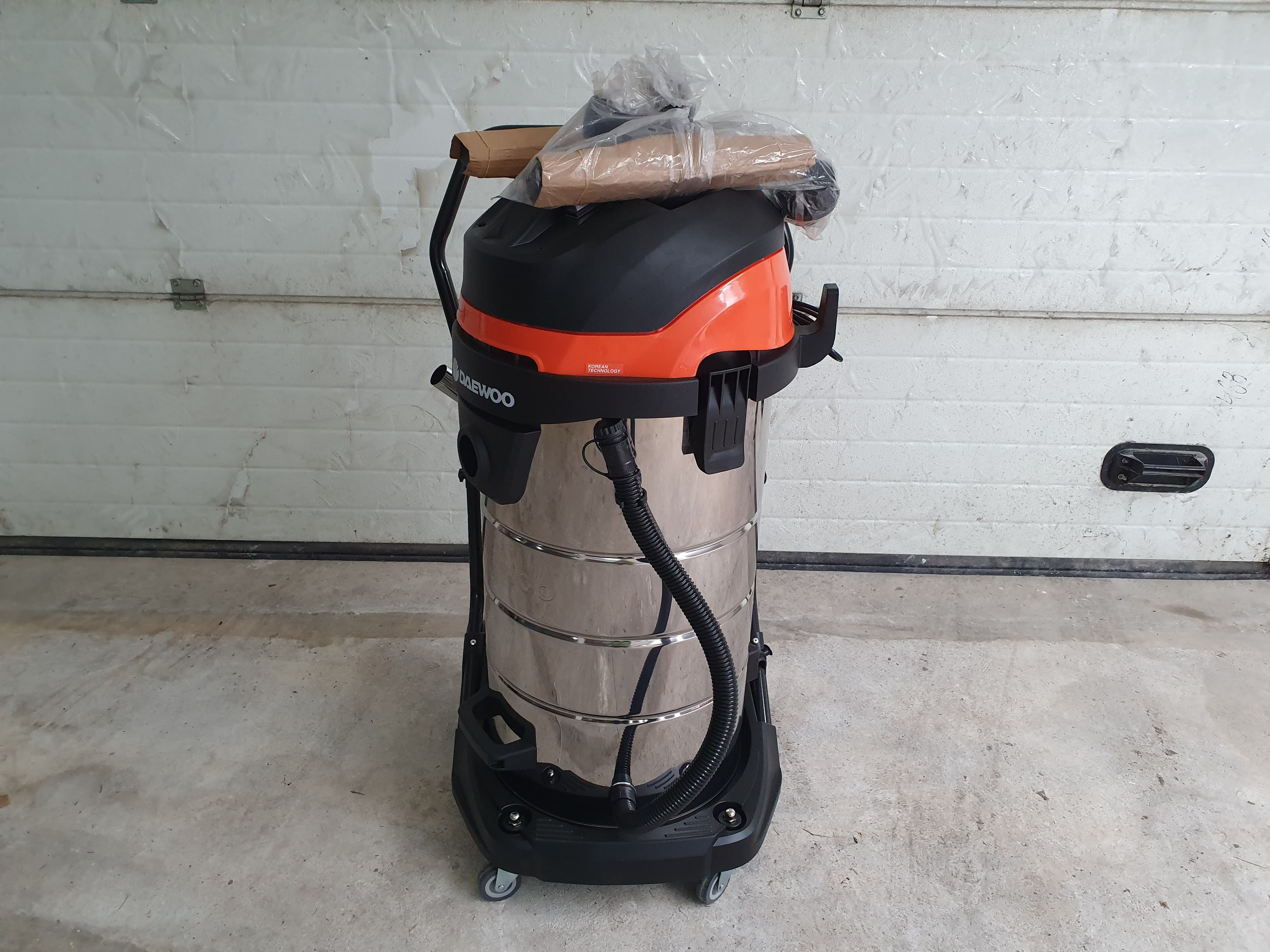 Aspirador Daewoo 100L