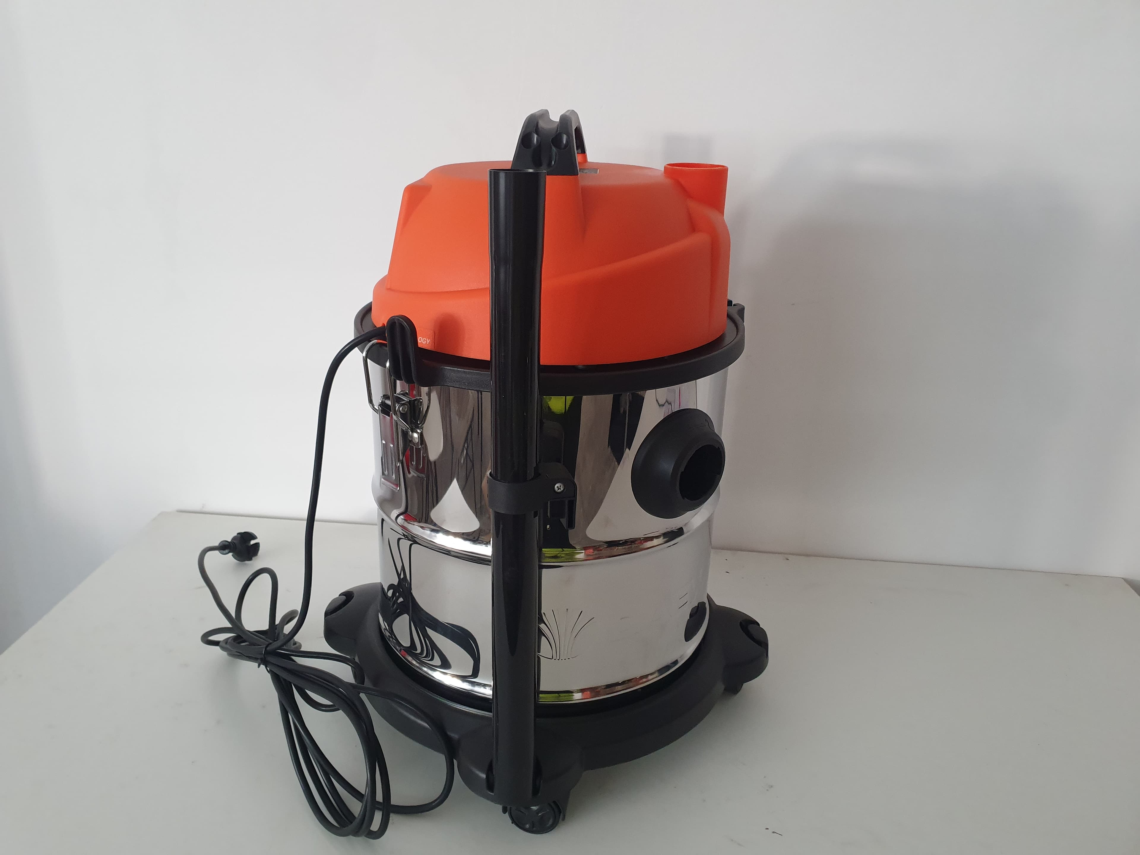 Aspirador 20 L Daewoo — imagem 4