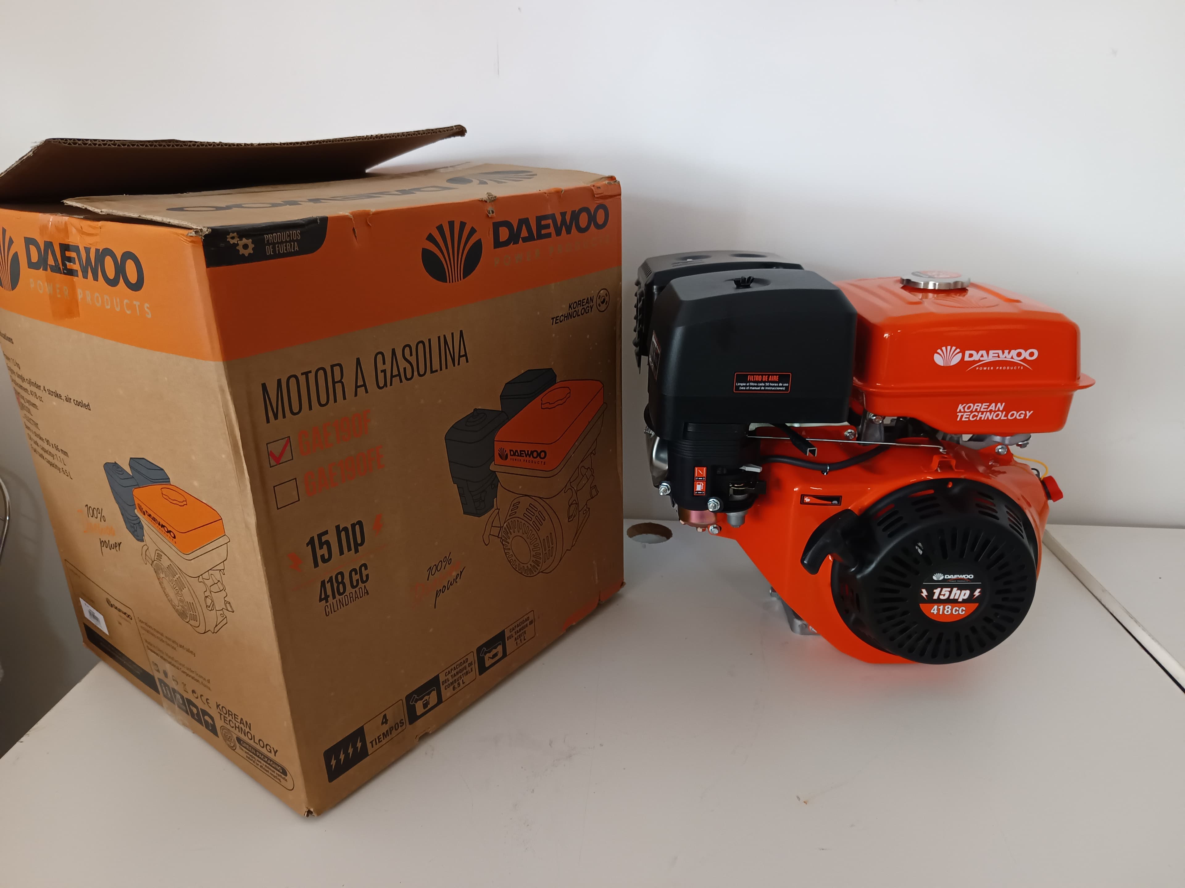 Motor a gasolina Daewoo — imagem 1