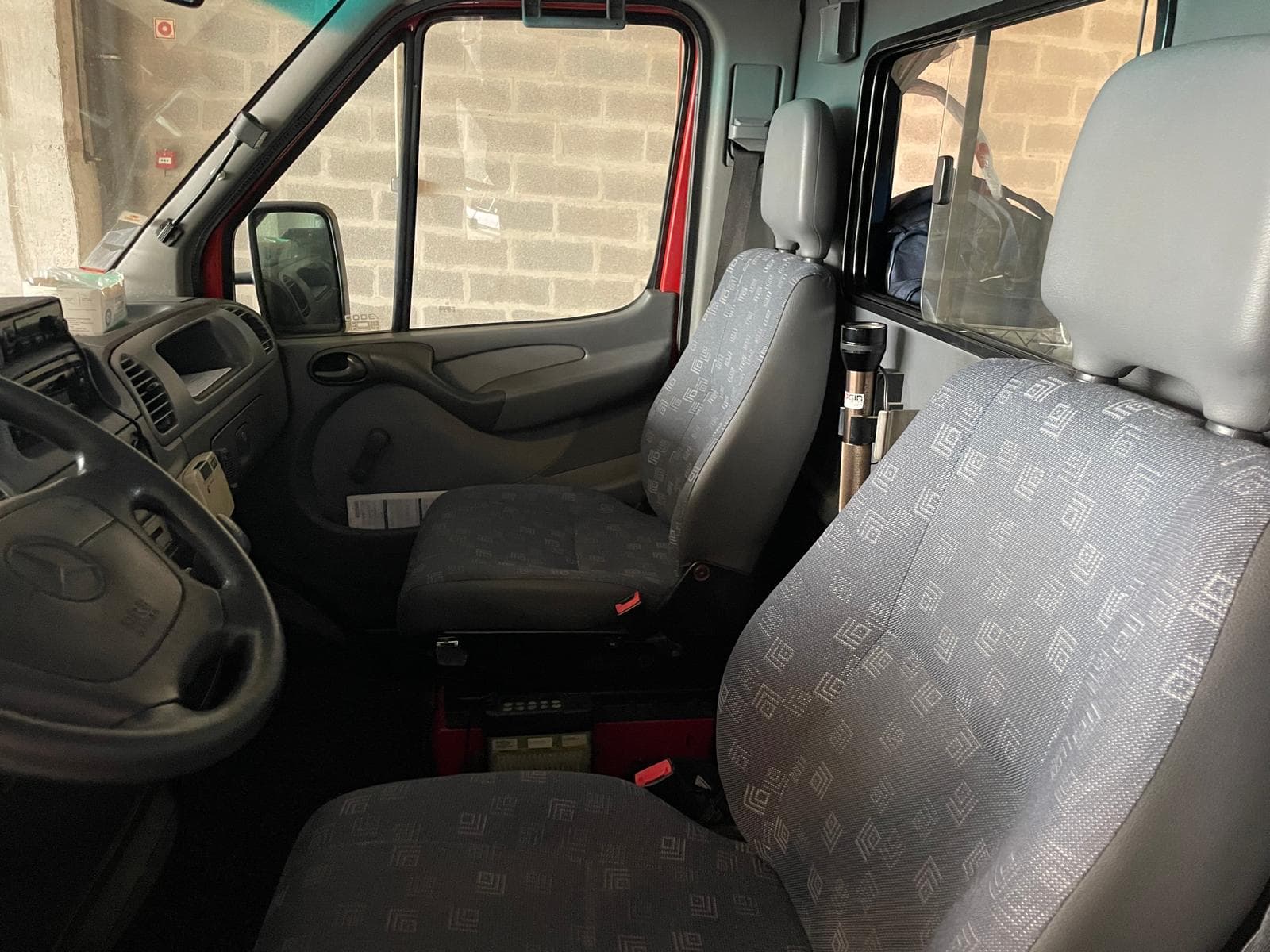 Mercedes-Benz Sprinter 313 CDI · Ano 2005 — image 7