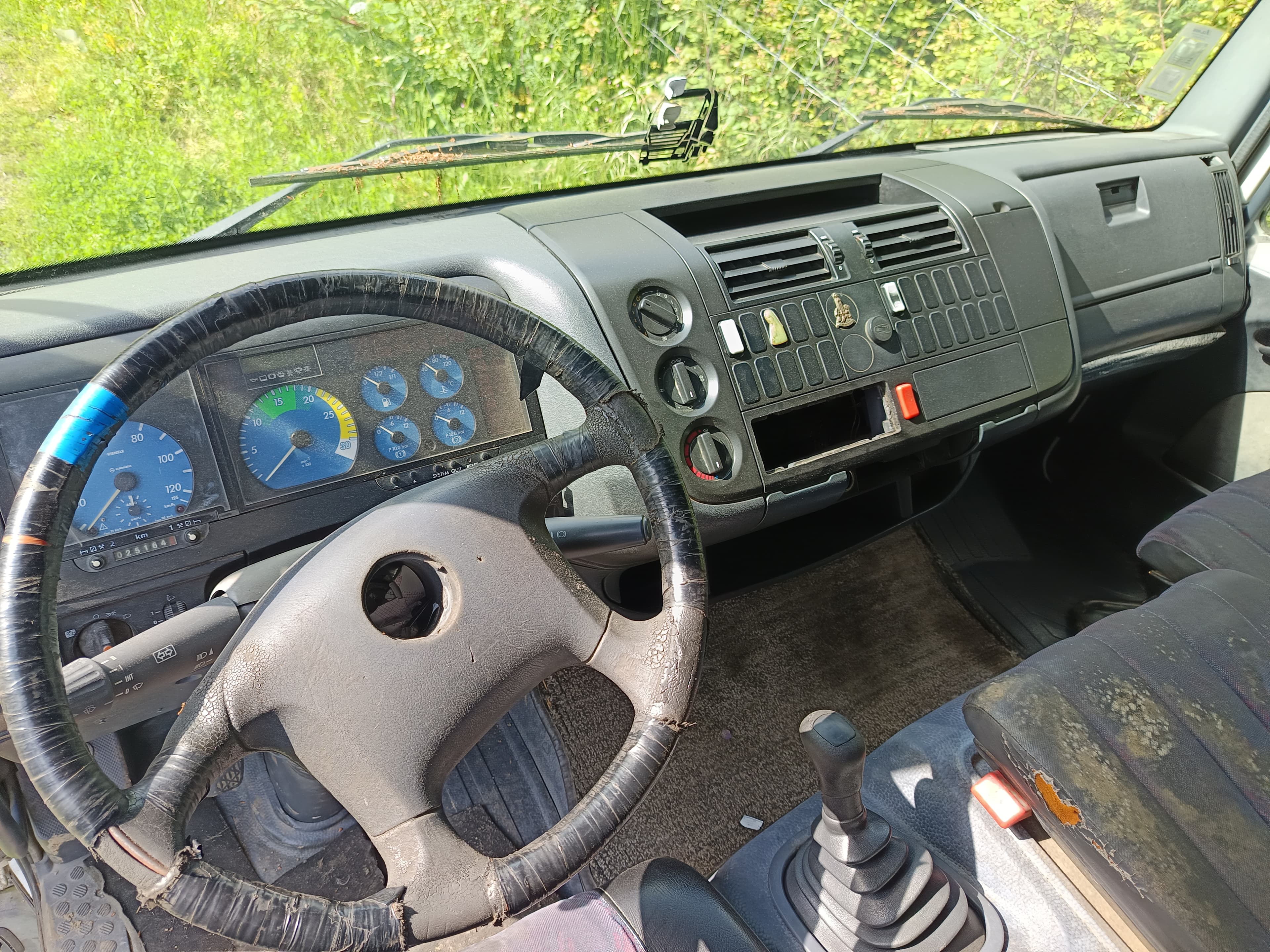 Mercedes-Benz Atego 815 · Ano 1999 — image 11