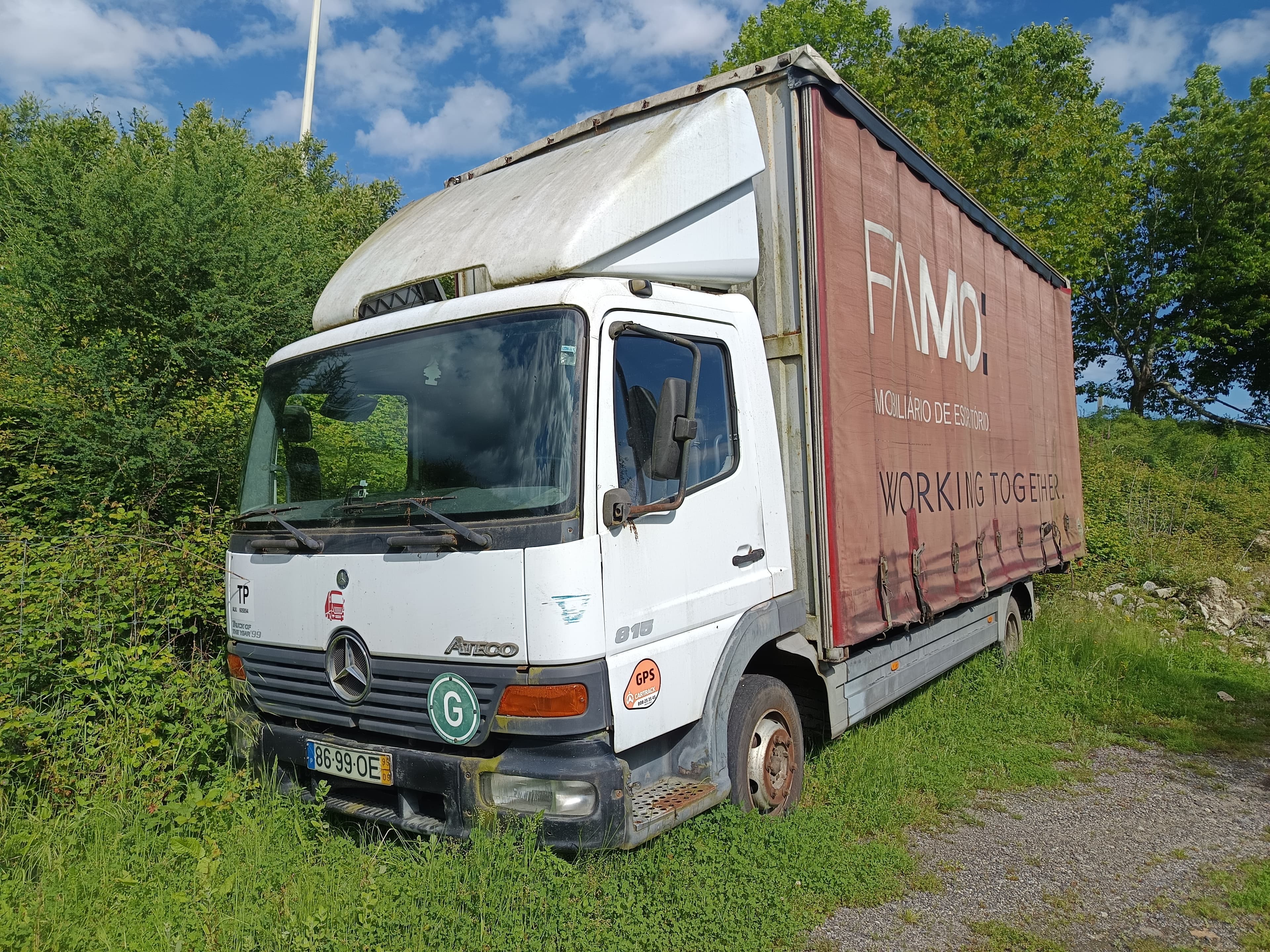 Mercedes-Benz Atego 815 · Ano 1999 — image 1