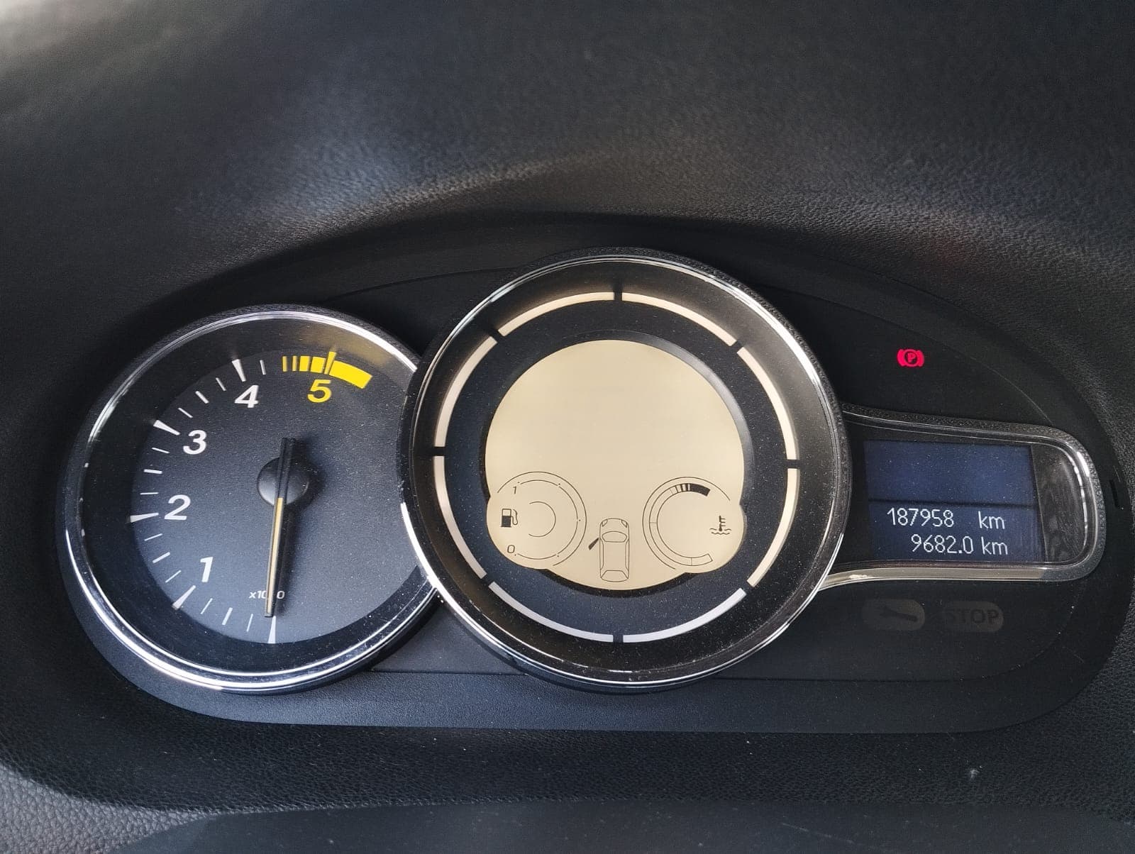 Renault Mégane · Ano 2015 — image 18