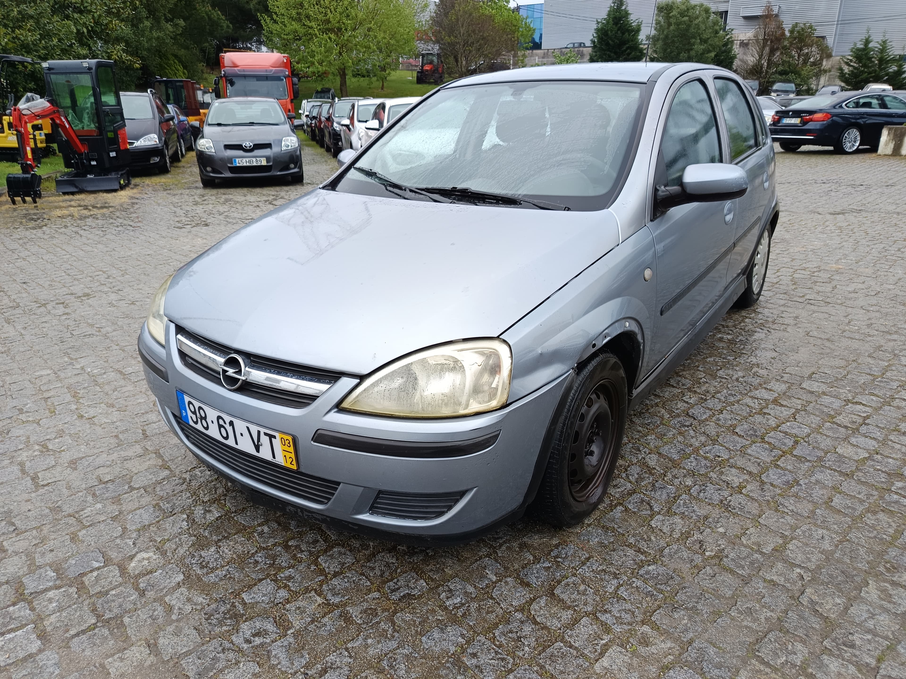 Opel Corsa · Ano 2003 — image 1