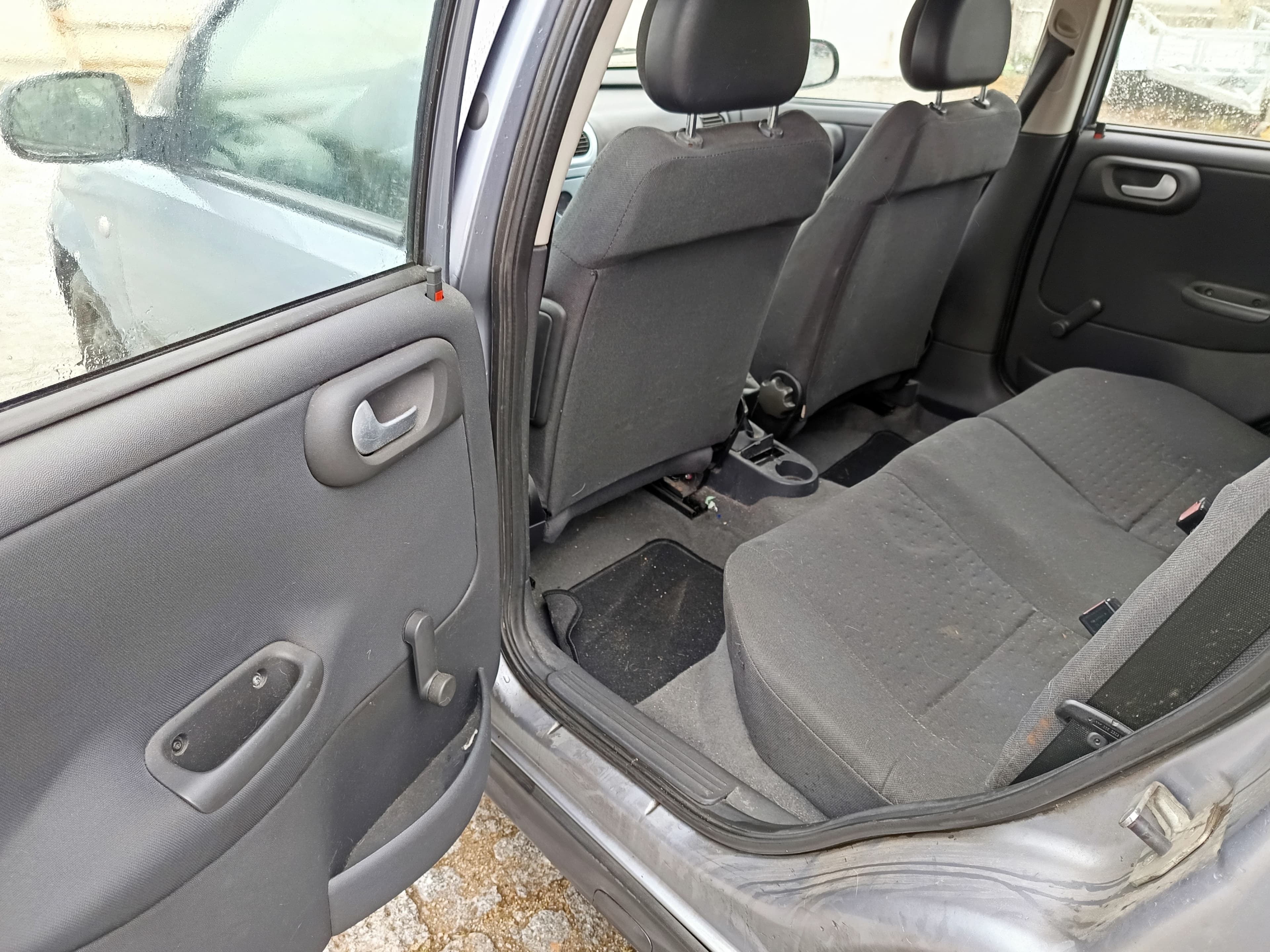 Opel Corsa · Ano 2003 — image 35
