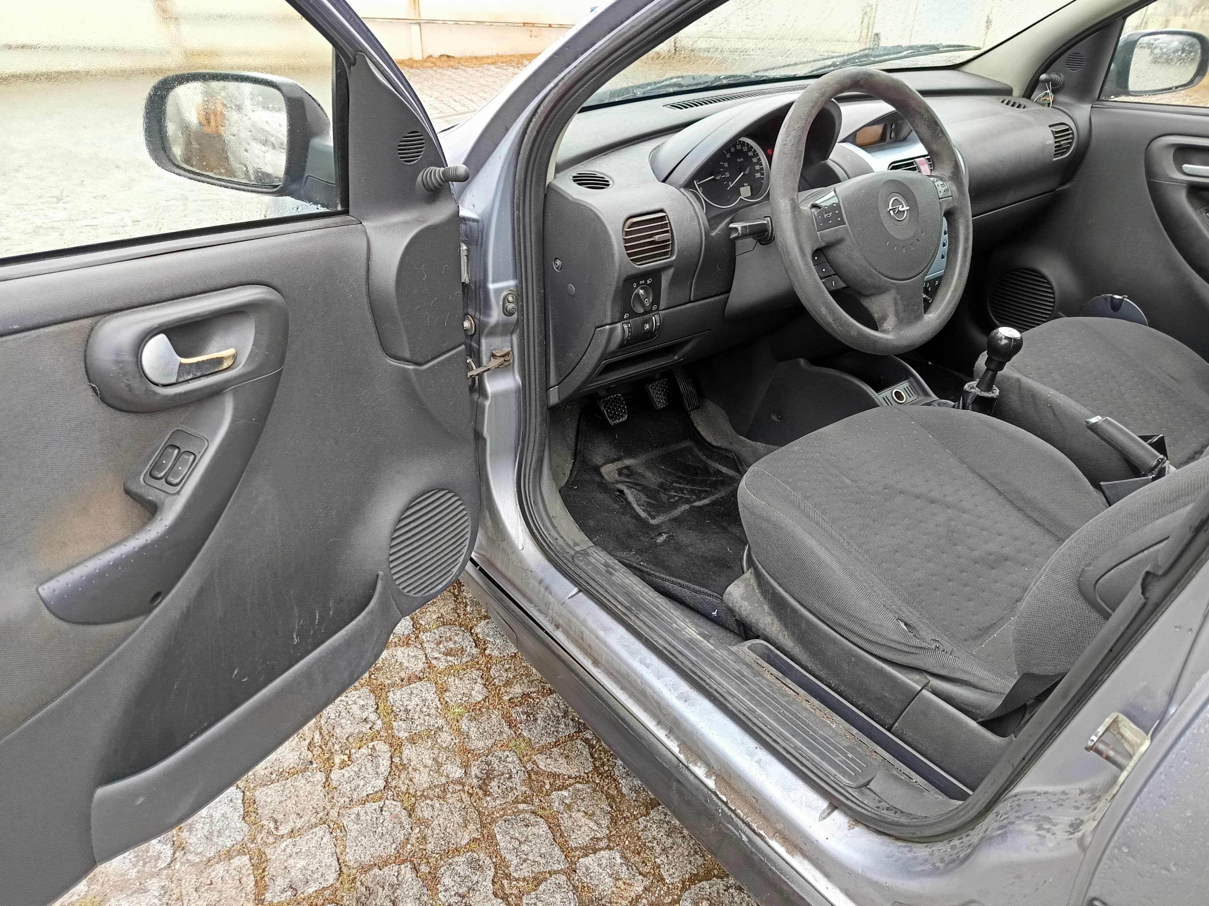 Opel Corsa · Ano 2003 — image 38