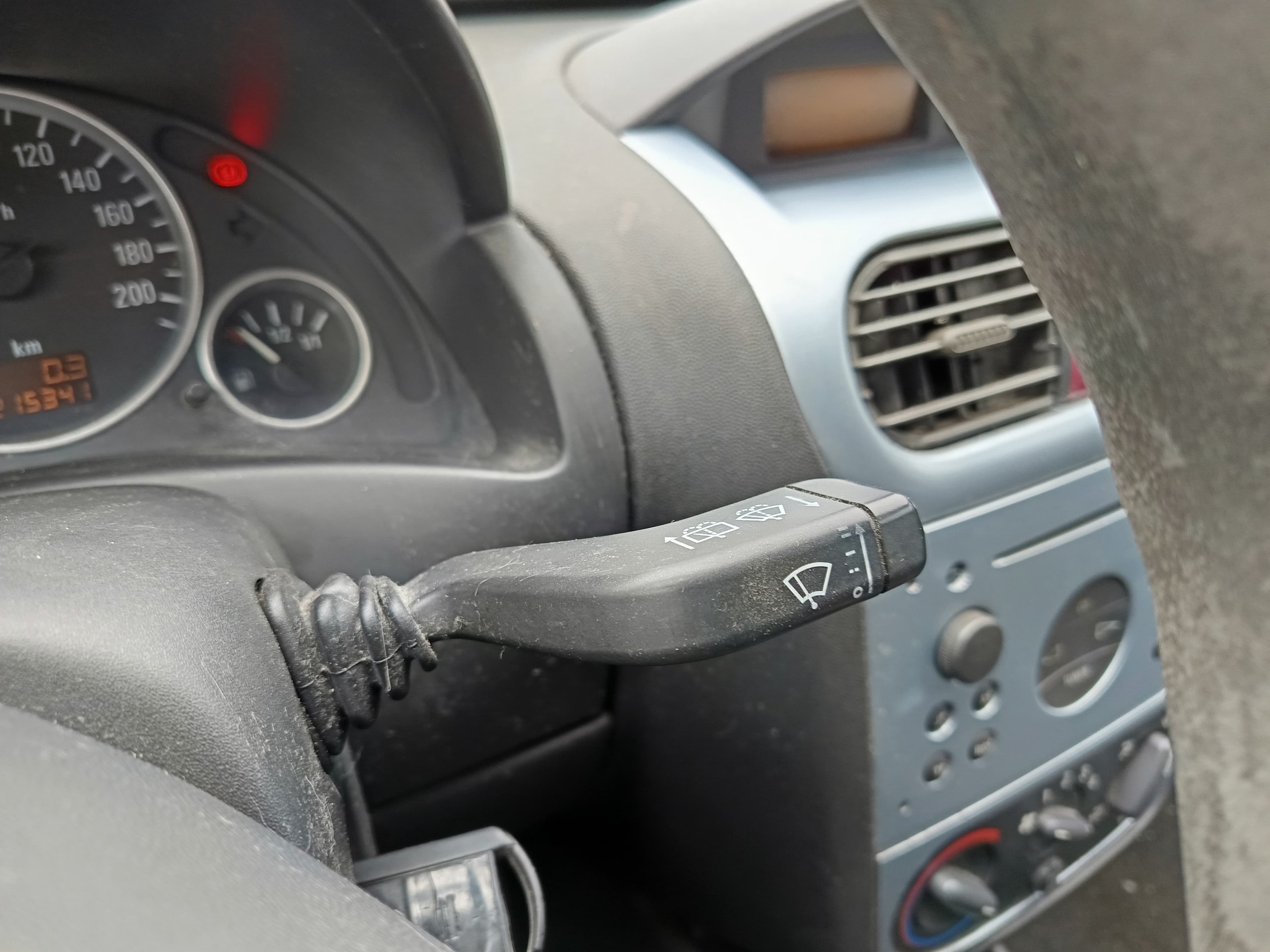Opel Corsa · Ano 2003 — image 17