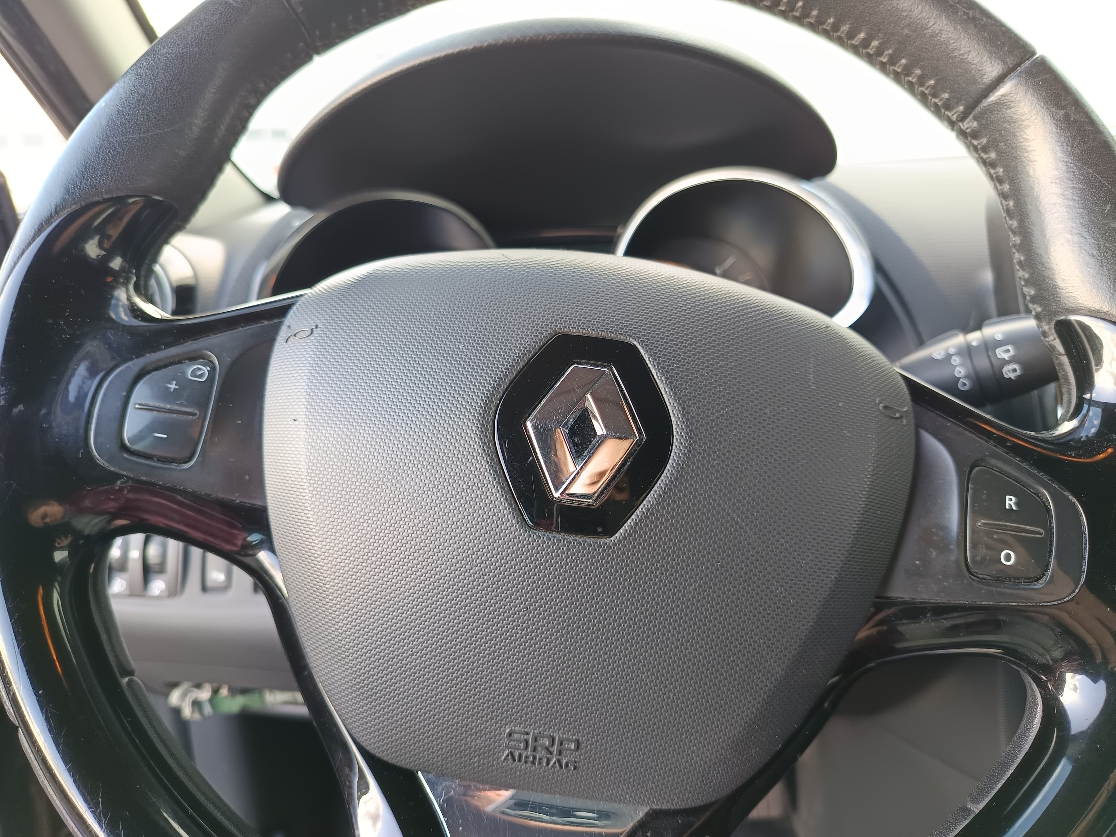 Renault Clio · Année 2014 — image 36