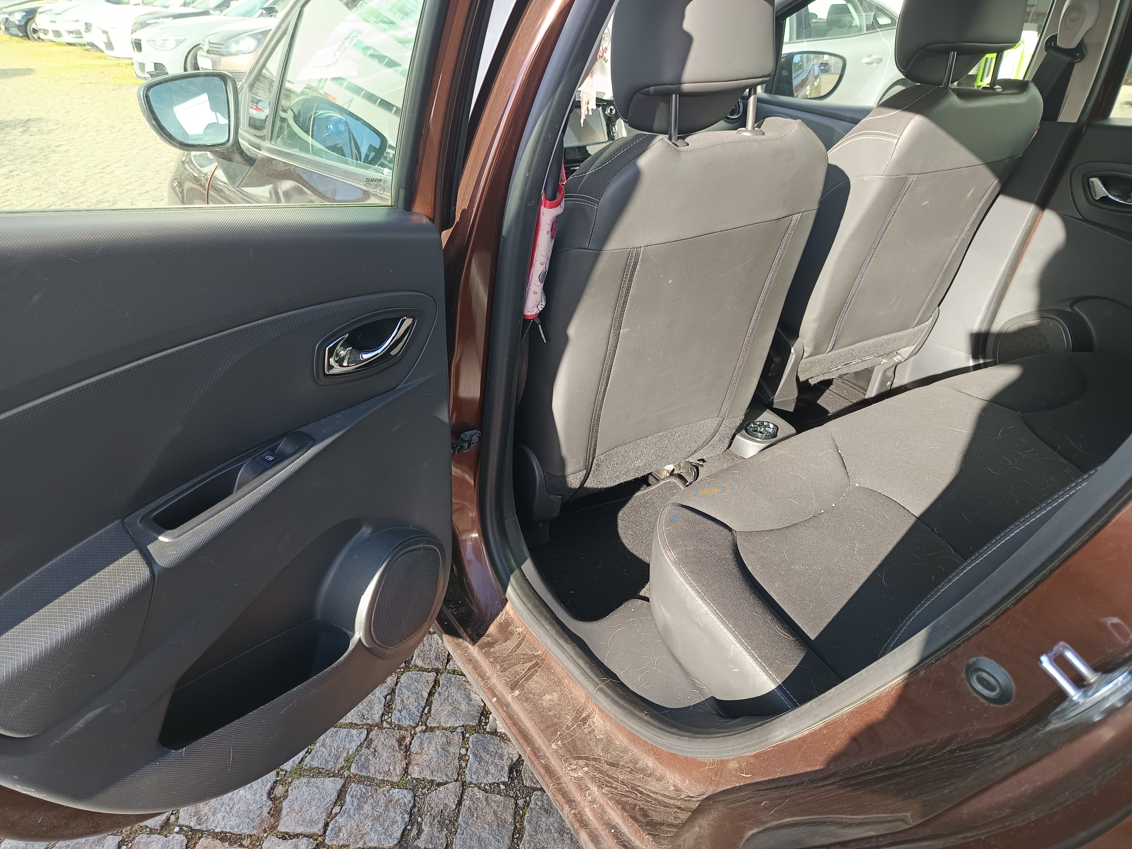 Renault Clio · Année 2014 — image 26