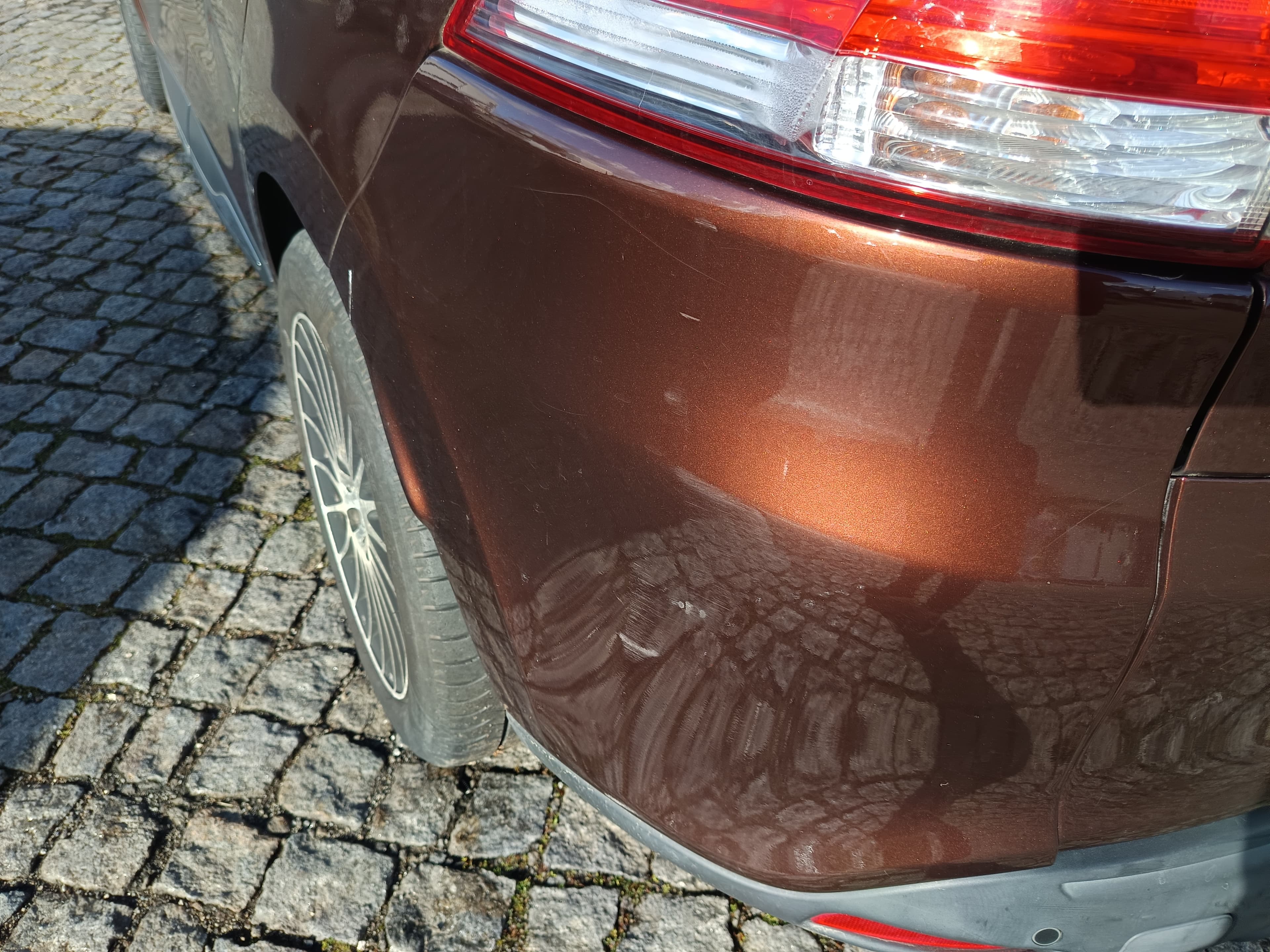 Renault Clio · Année 2014 — image 17