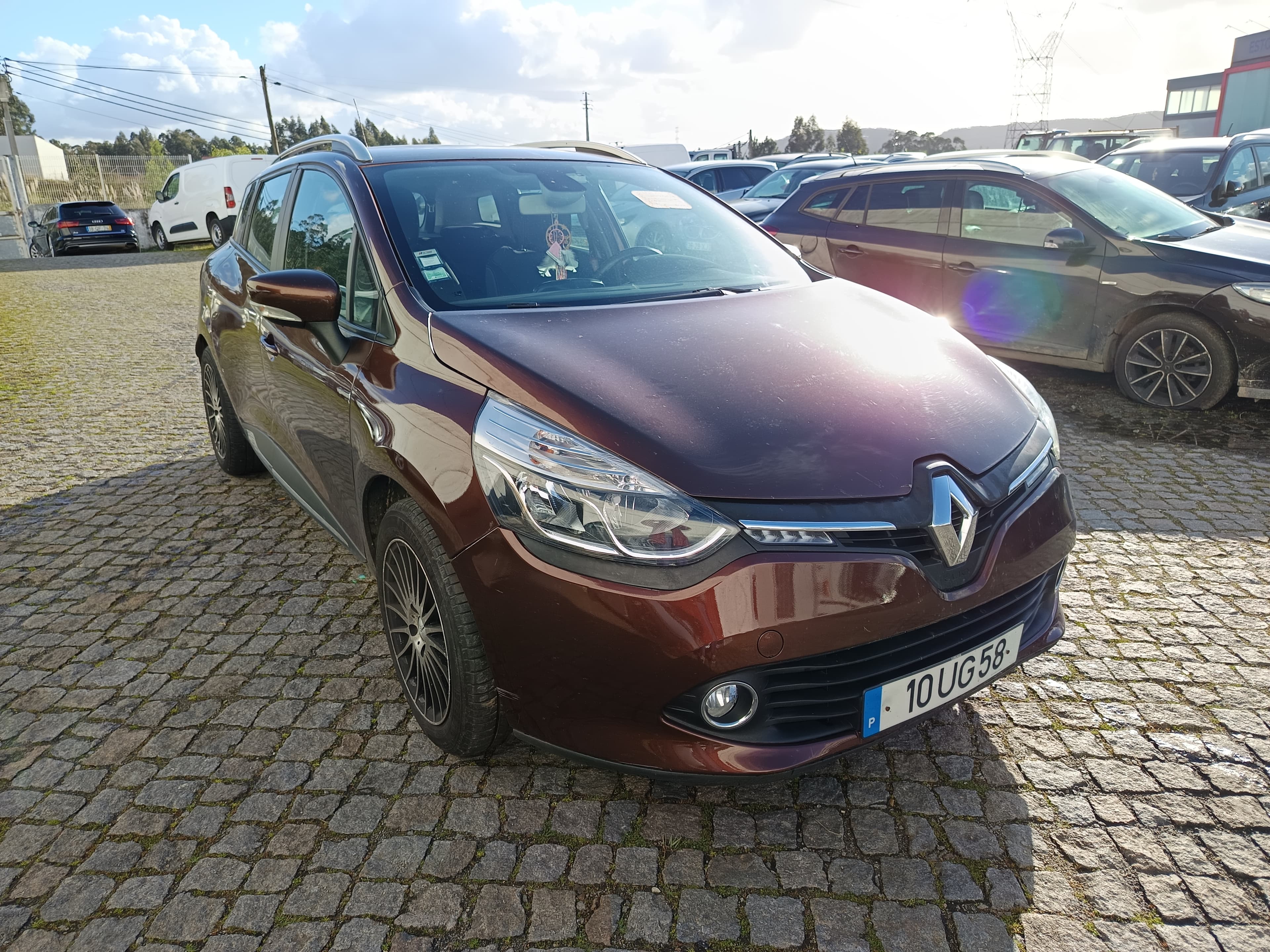 Renault Clio · Année 2014 — image 3