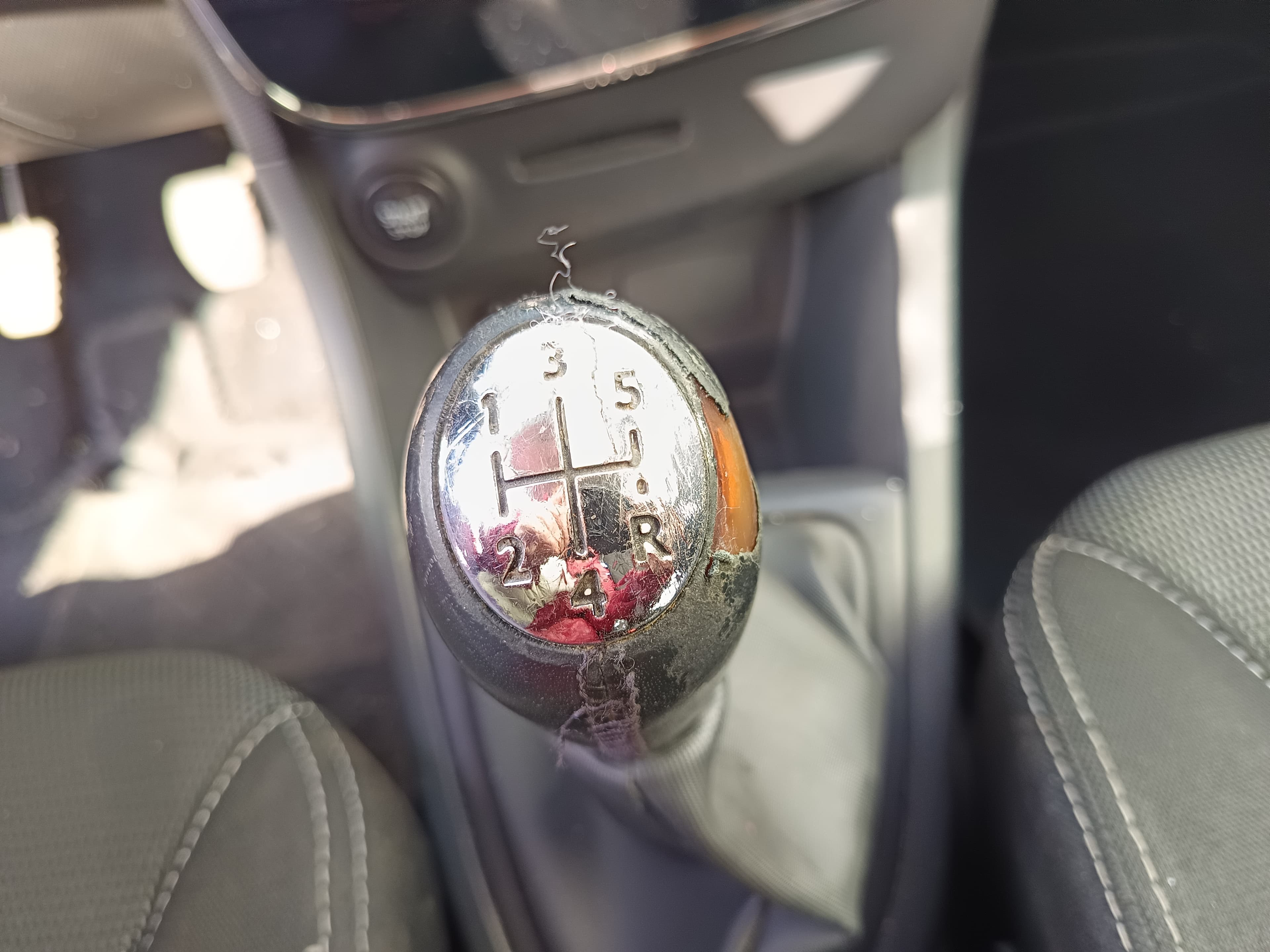 Renault Clio · Année 2014 — image 44