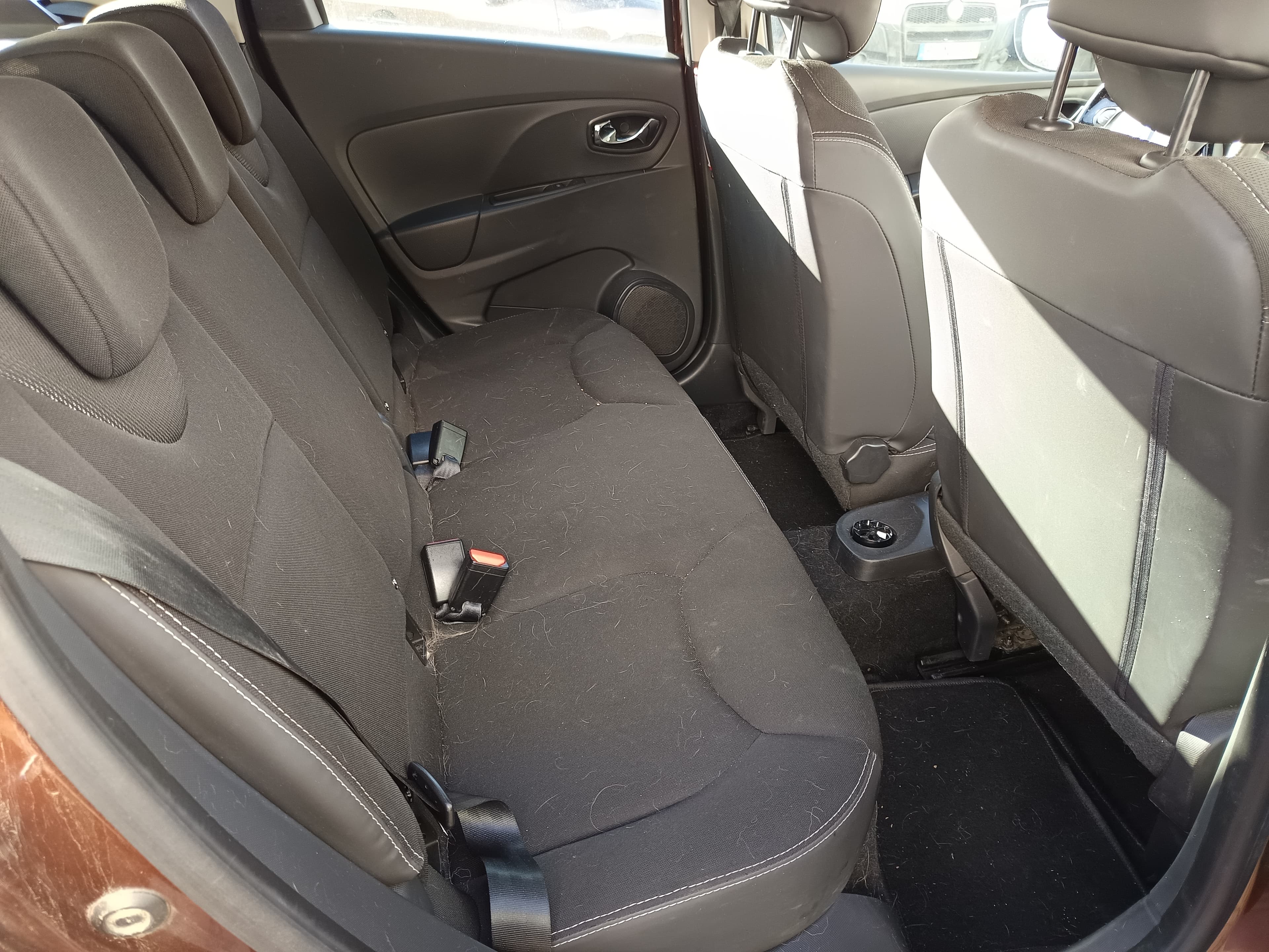 Renault Clio · Année 2014 — image 22
