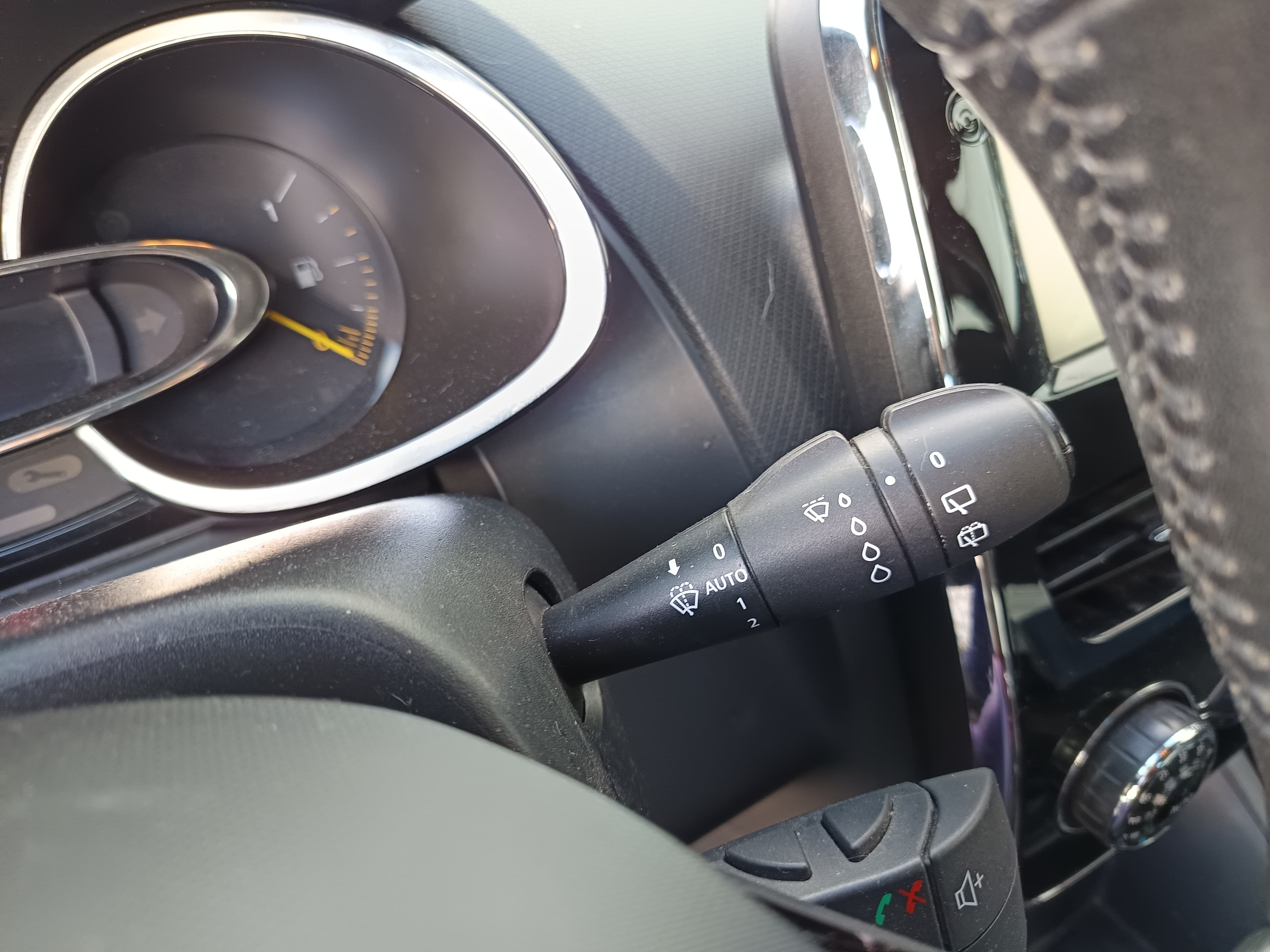 Renault Clio · Année 2014 — image 37