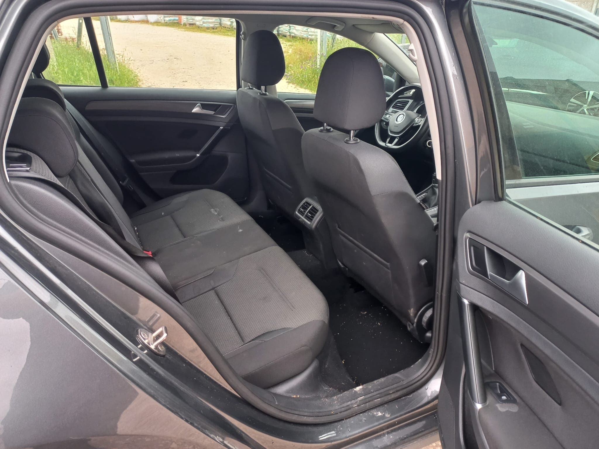 Volkswagen Golf 1.6 TDI · Ano 2017 — imagem 24