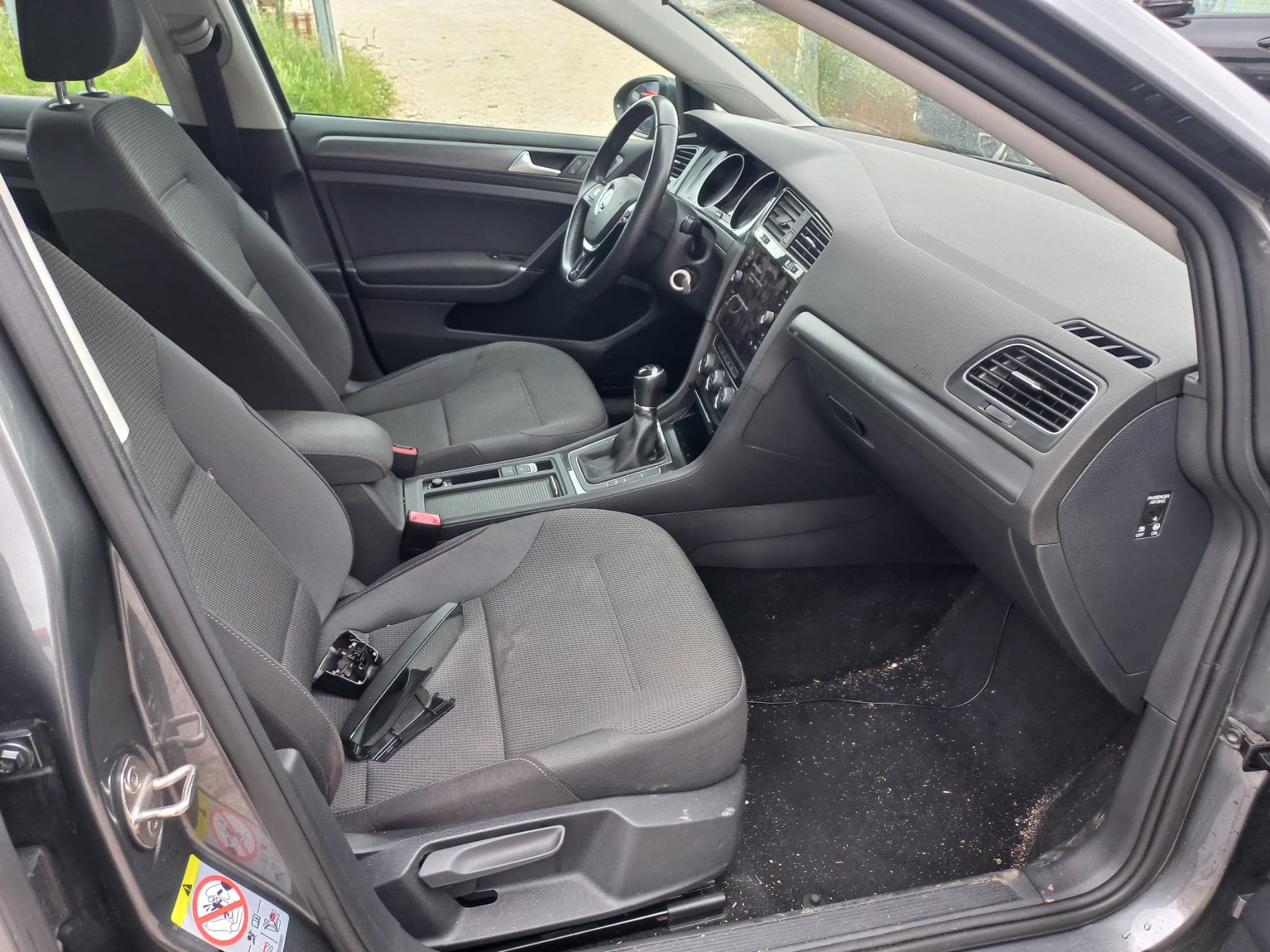 Volkswagen Golf 1.6 TDI · Ano 2017 — imagem 25