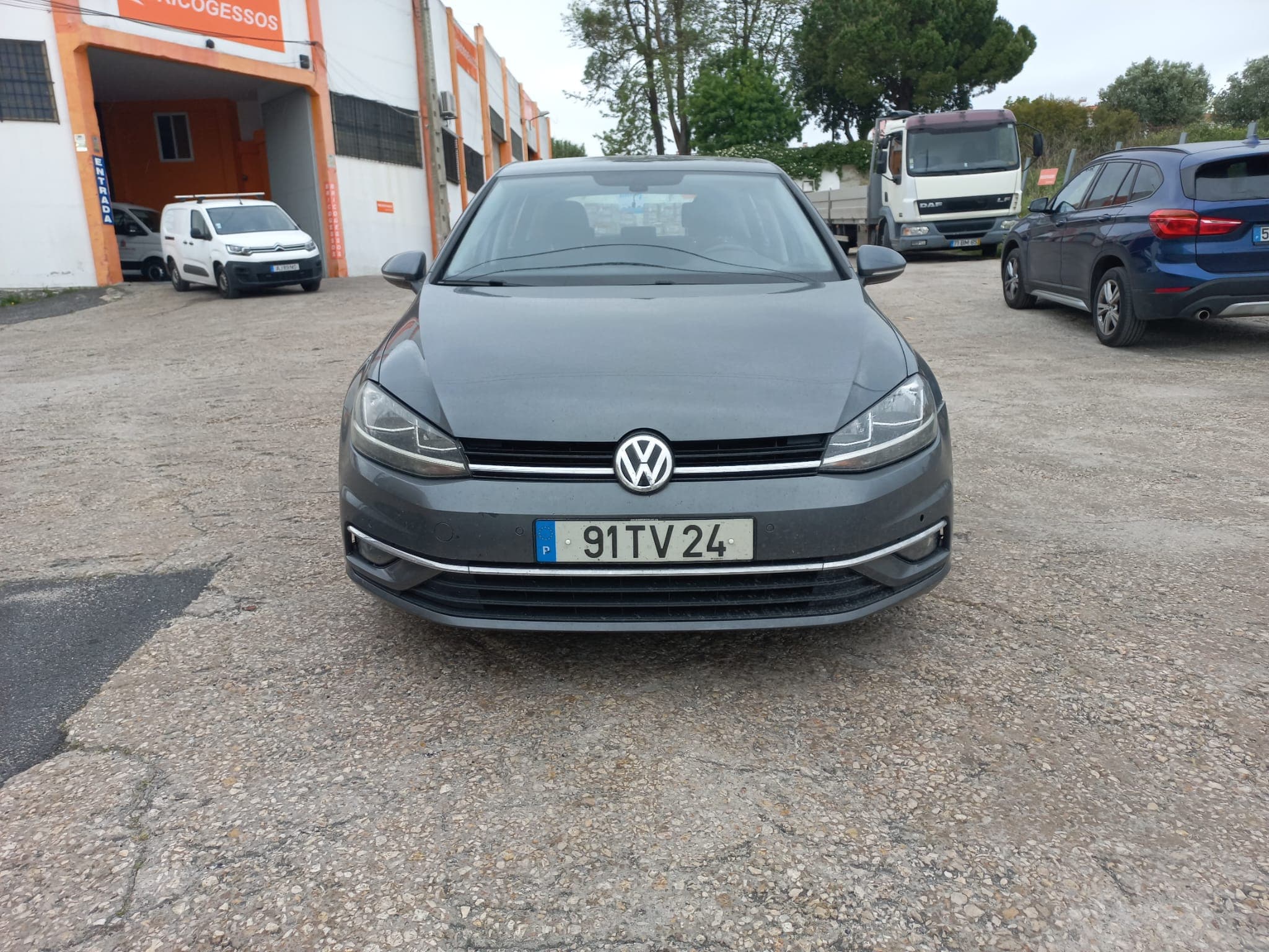 Volkswagen Golf 1.6 TDI · Ano 2017 — imagem 2