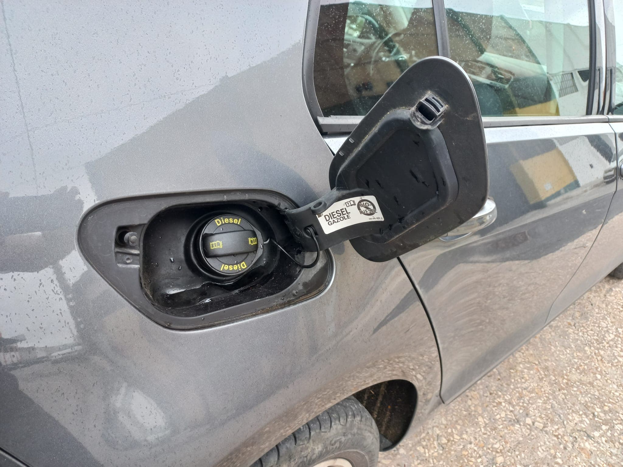 Volkswagen Golf 1.6 TDI · Ano 2017 — imagem 12