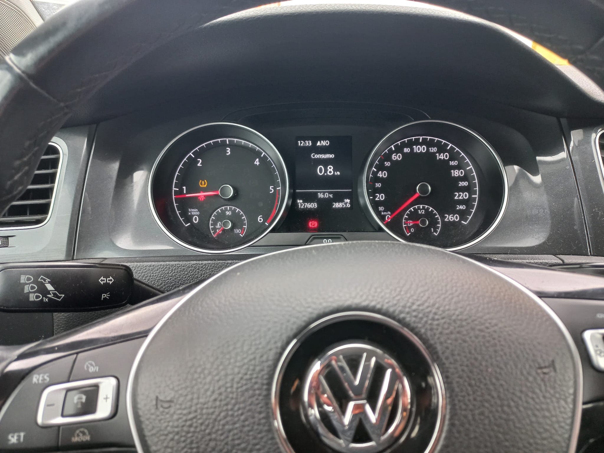 Volkswagen Golf 1.6 TDI · Ano 2017 — imagem 27