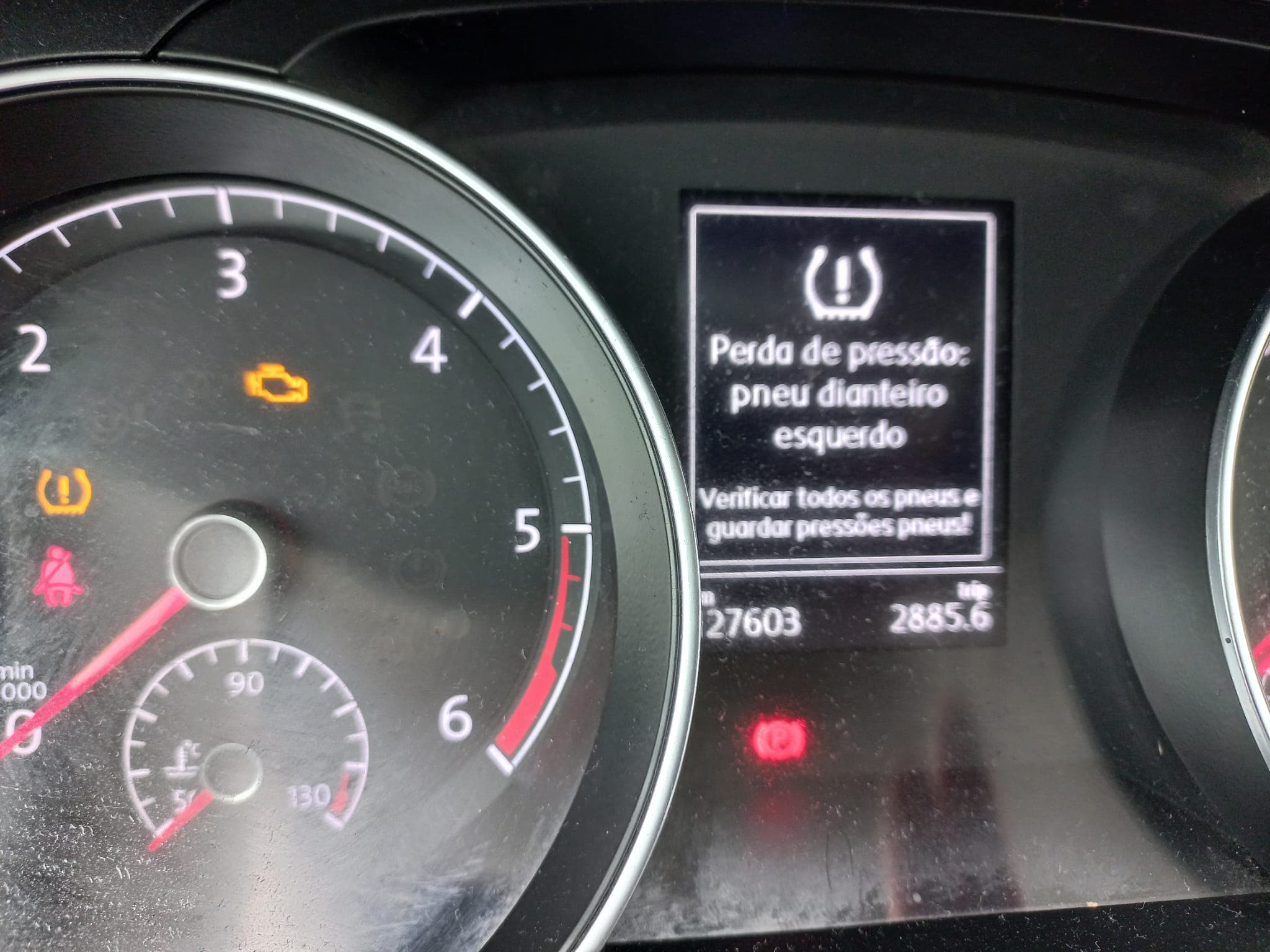 Volkswagen Golf 1.6 TDI · Ano 2017 — imagem 26