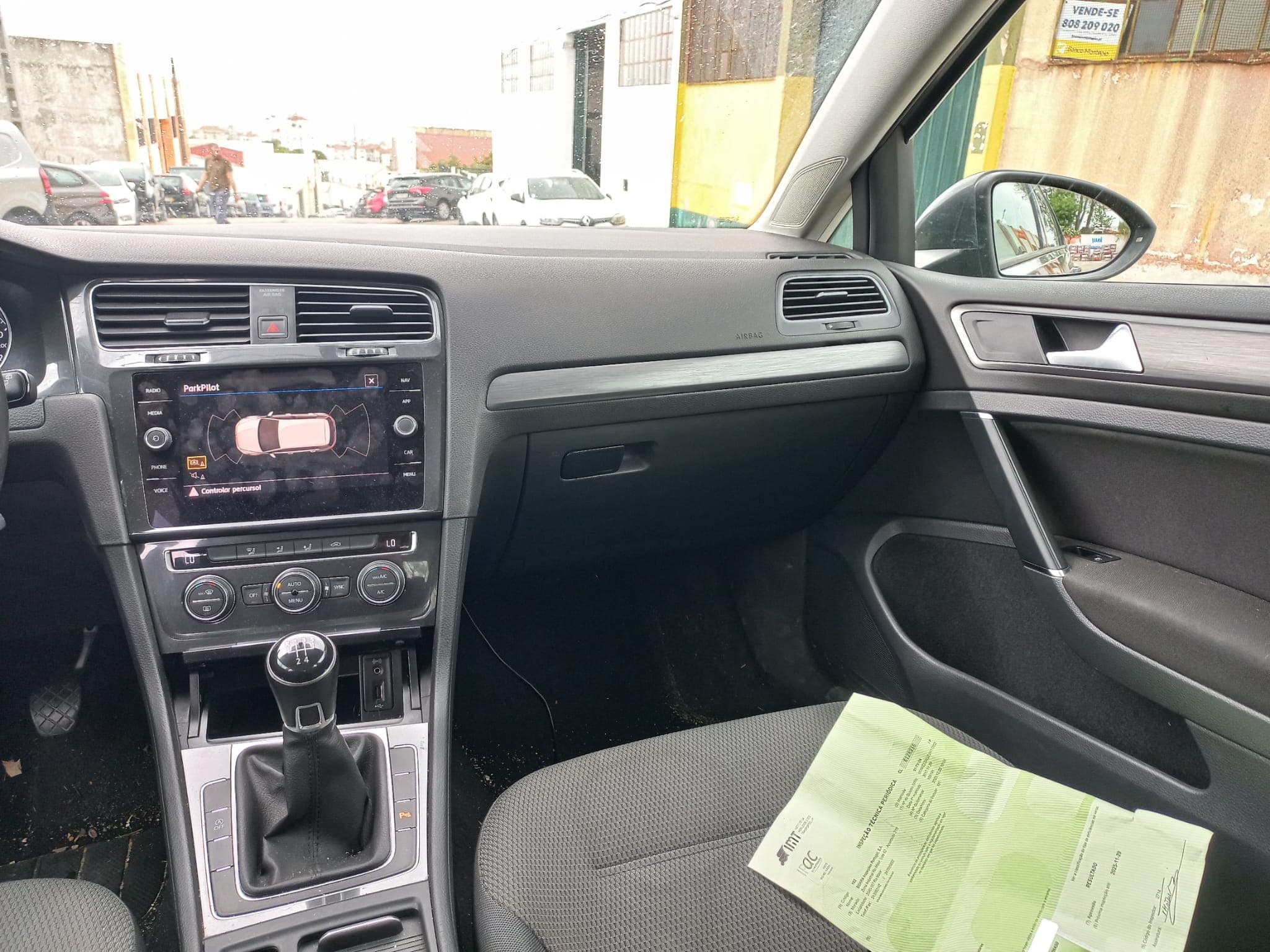 Volkswagen Golf 1.6 TDI · Ano 2017 — imagem 32