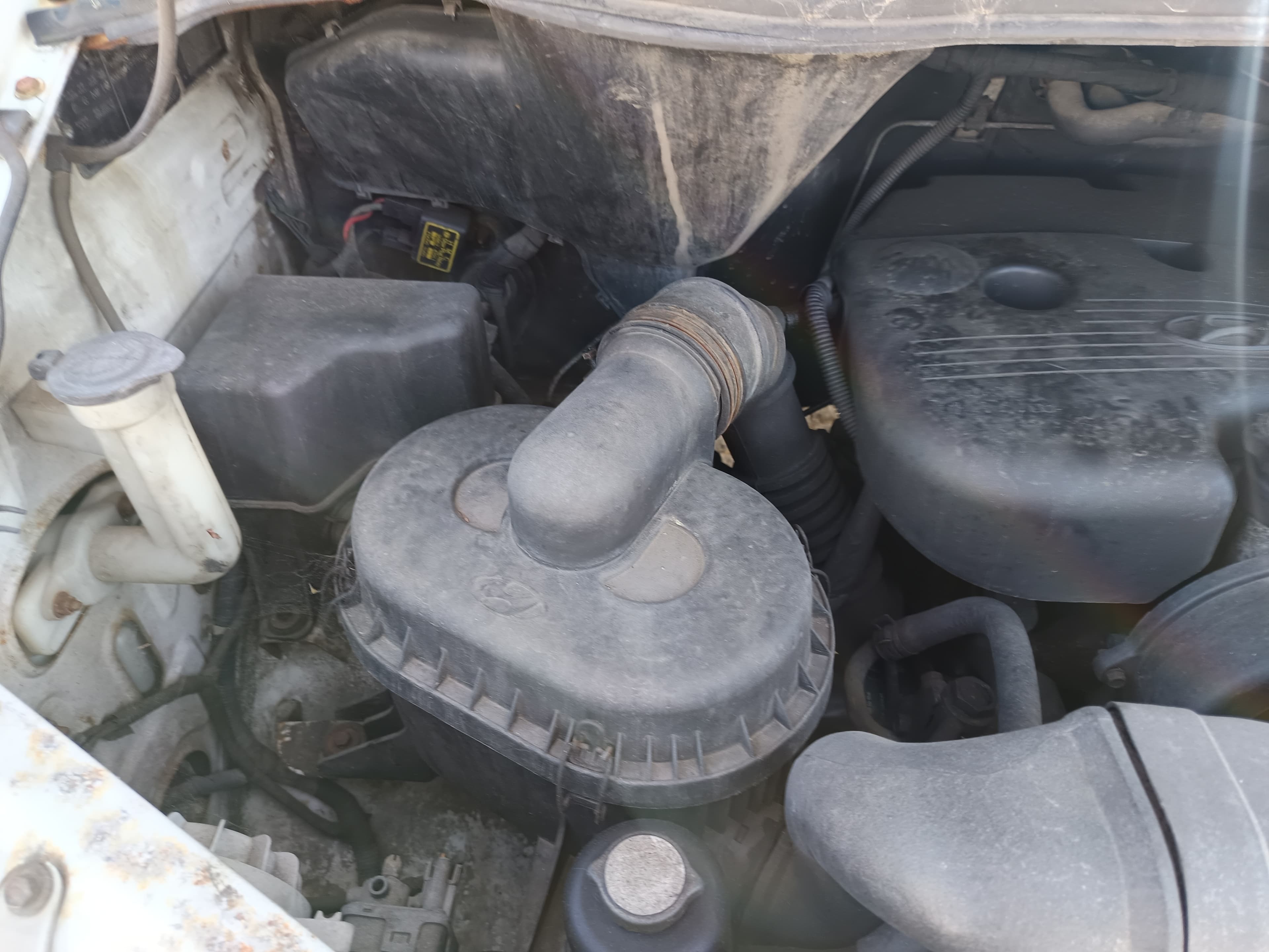 Hyundai H1 · Ano 1998 — image 17