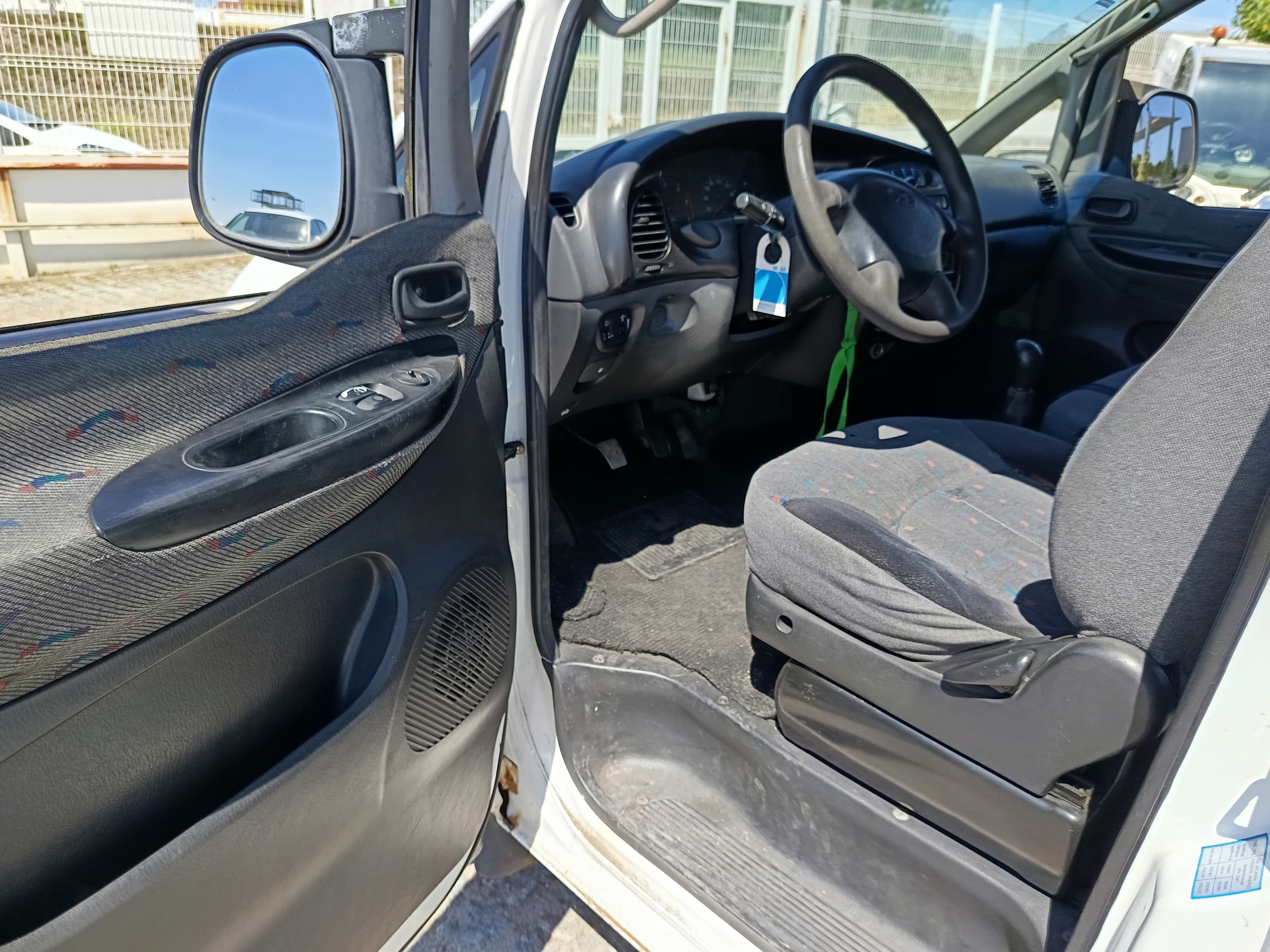 Hyundai H1 · Ano 1998 — image 26