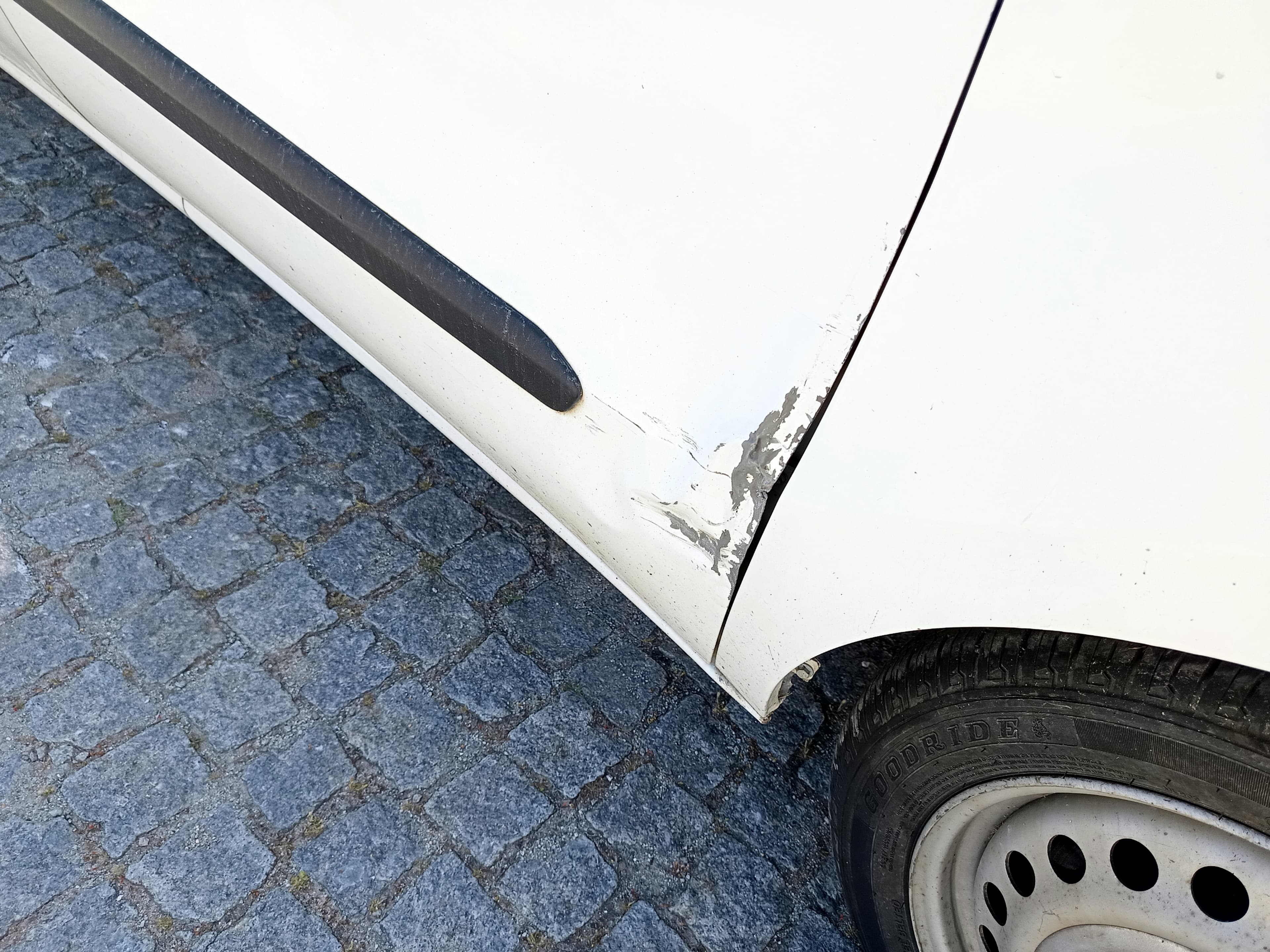 Opel Combo · Ano 2017 — image 9