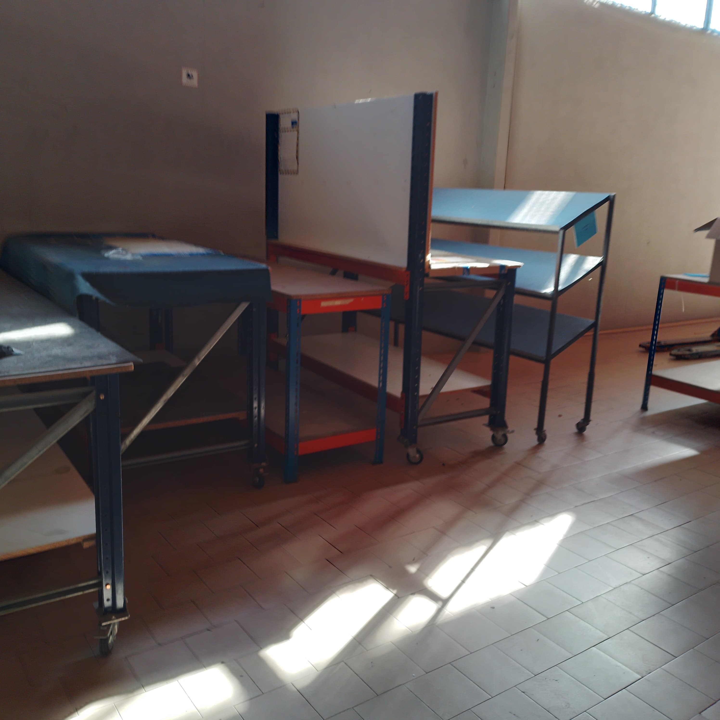 Equipamentos Industriais e de Escritório — imagem 39