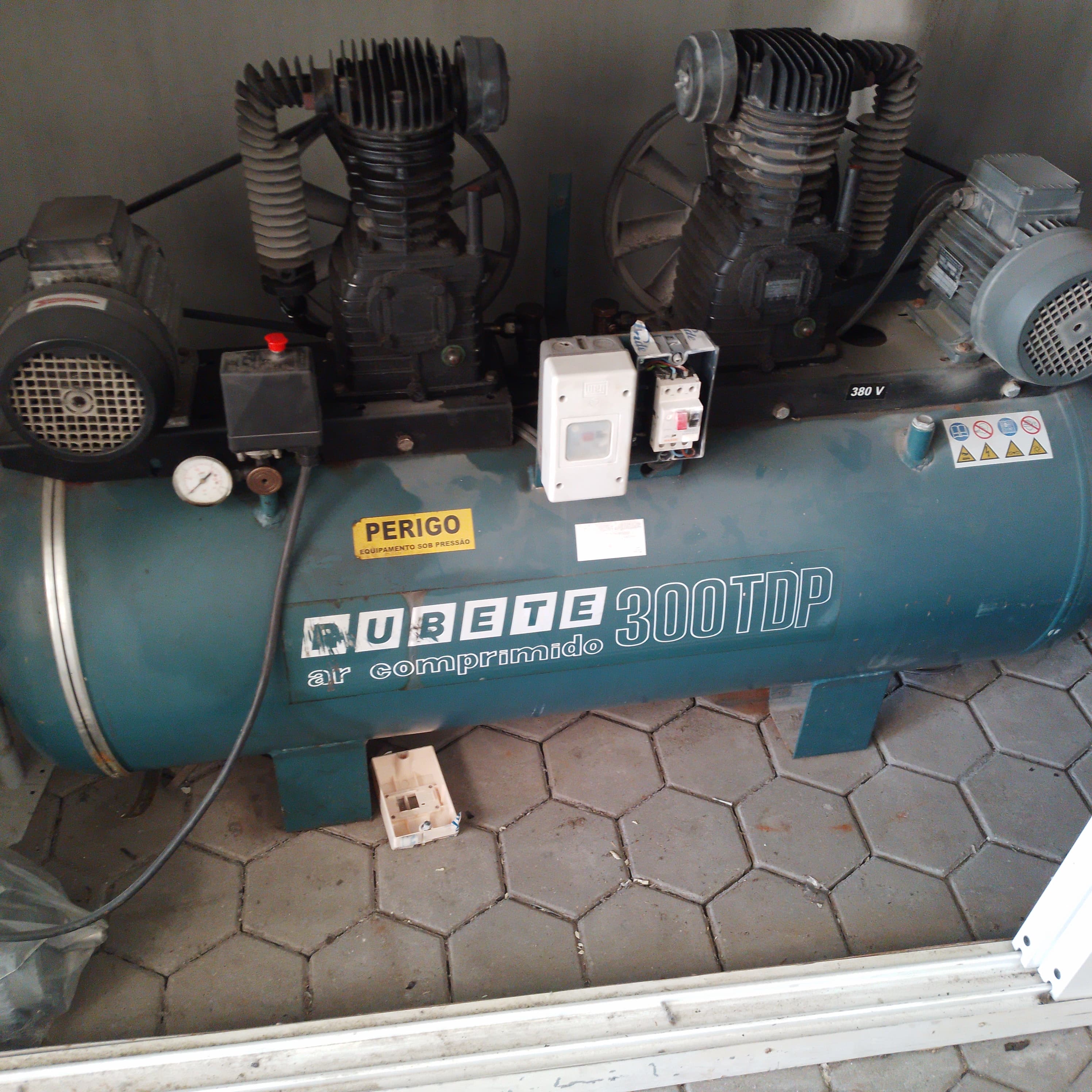 Equipamentos Industriais e de Escritório — imagem 48