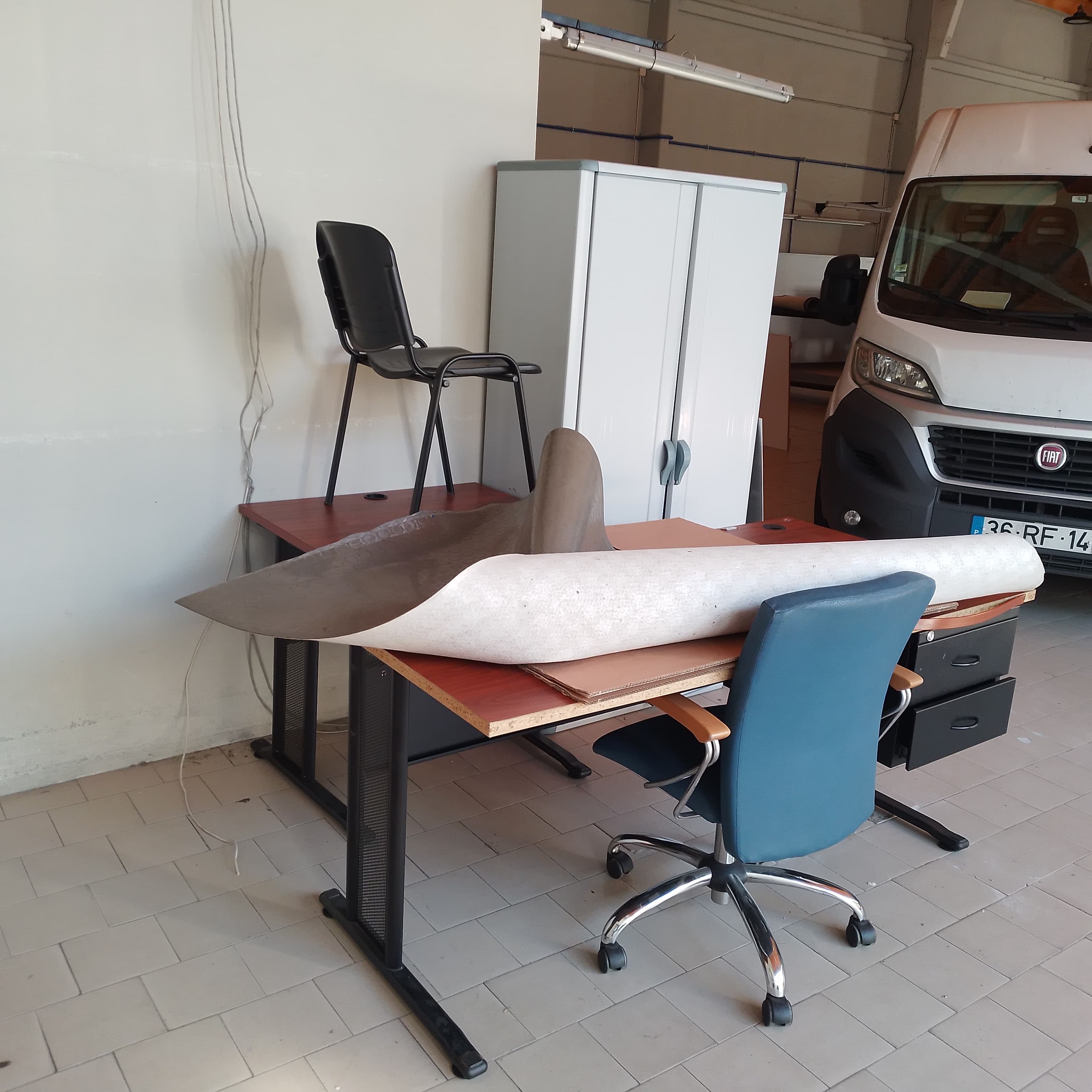 Equipamentos Industriais e de Escritório — imagem 21