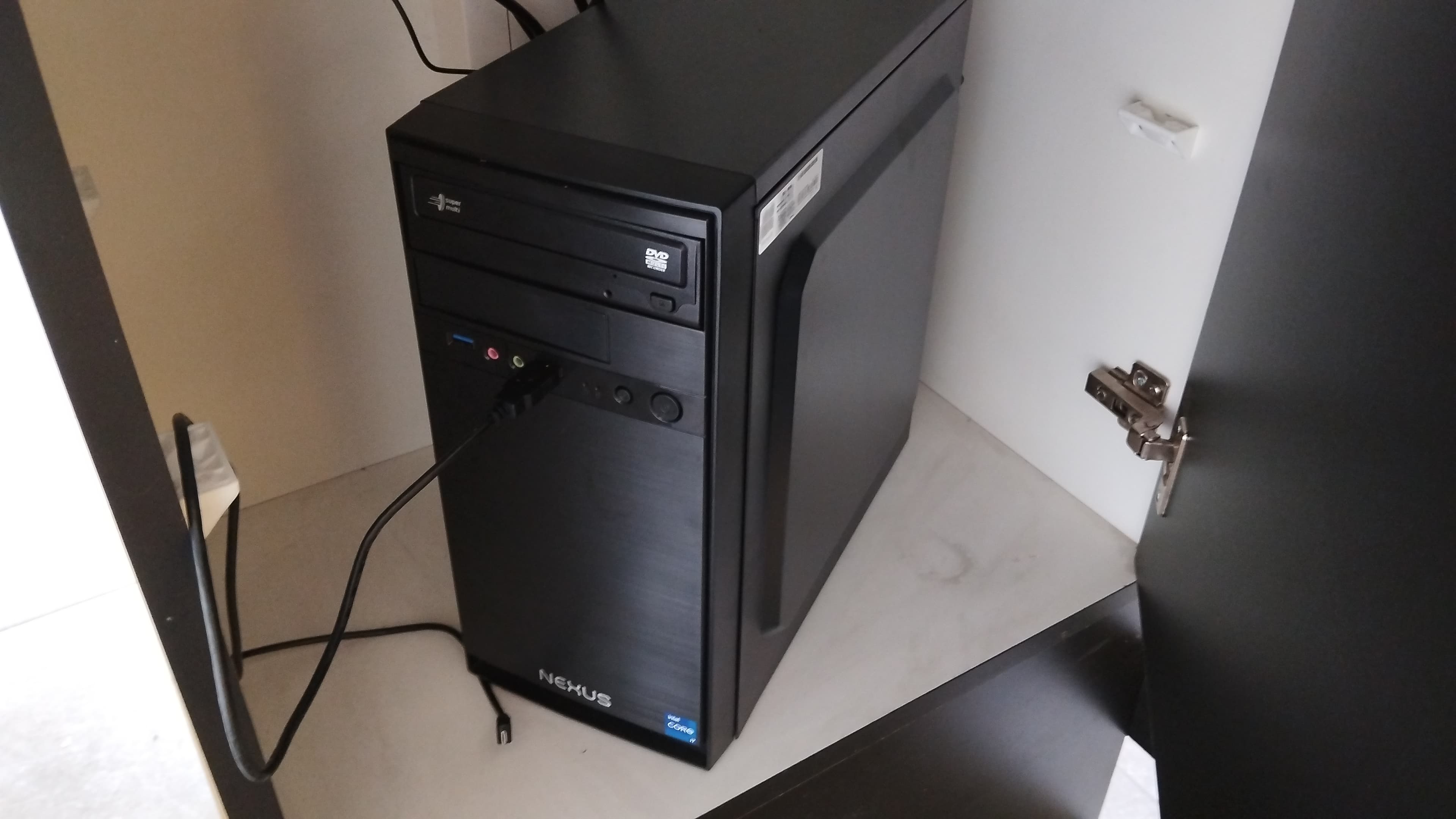 Mobiliário e Equipamentos de Receção — image 6