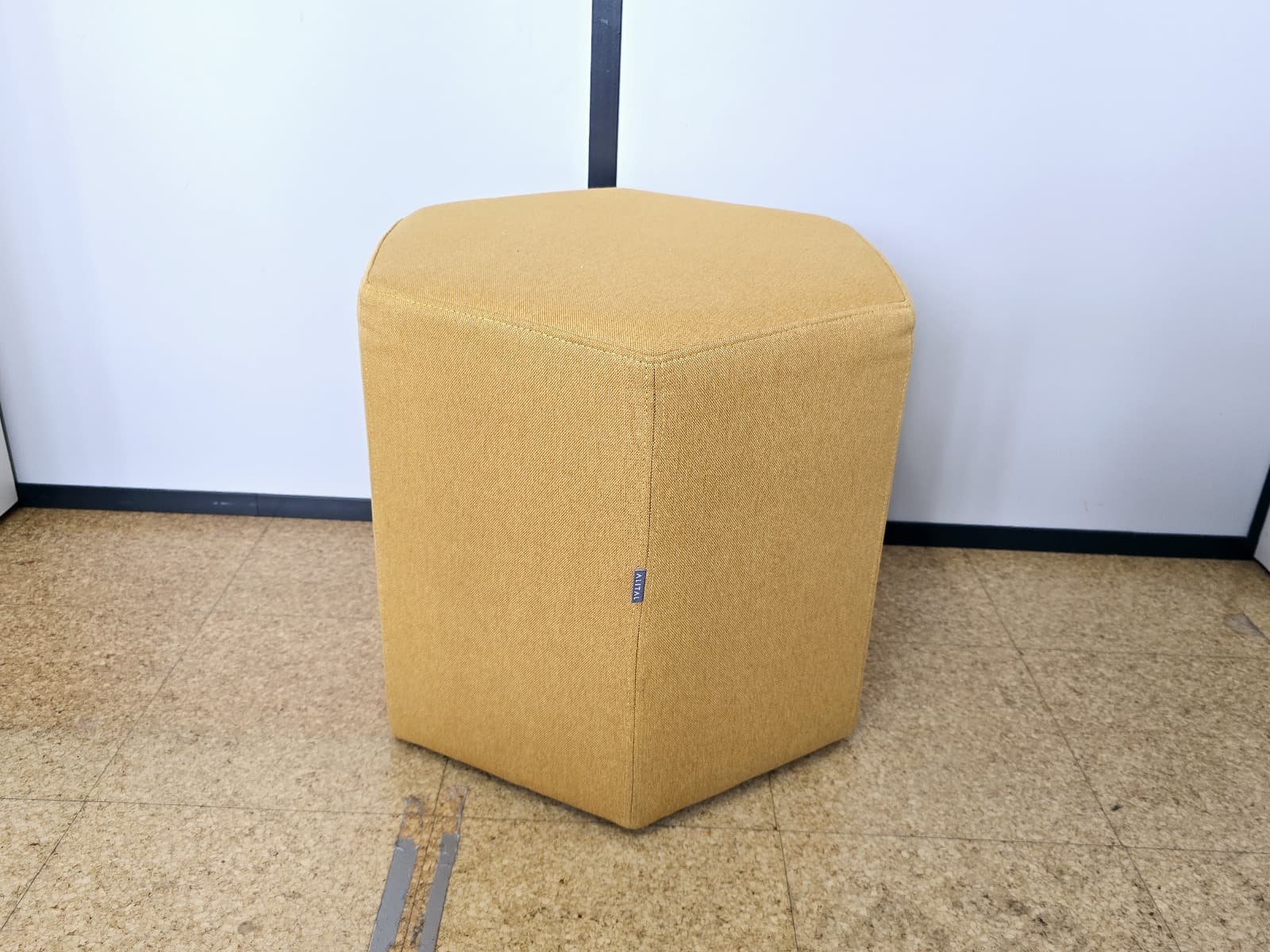 Pouf — image 4