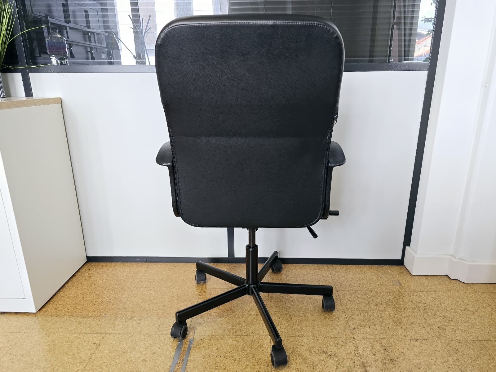 Silla de oficina — imagen 6