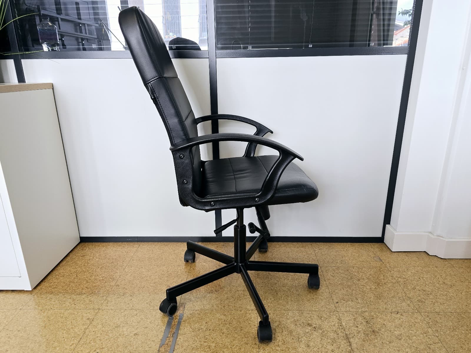 Cadeira de Escritório — image 2