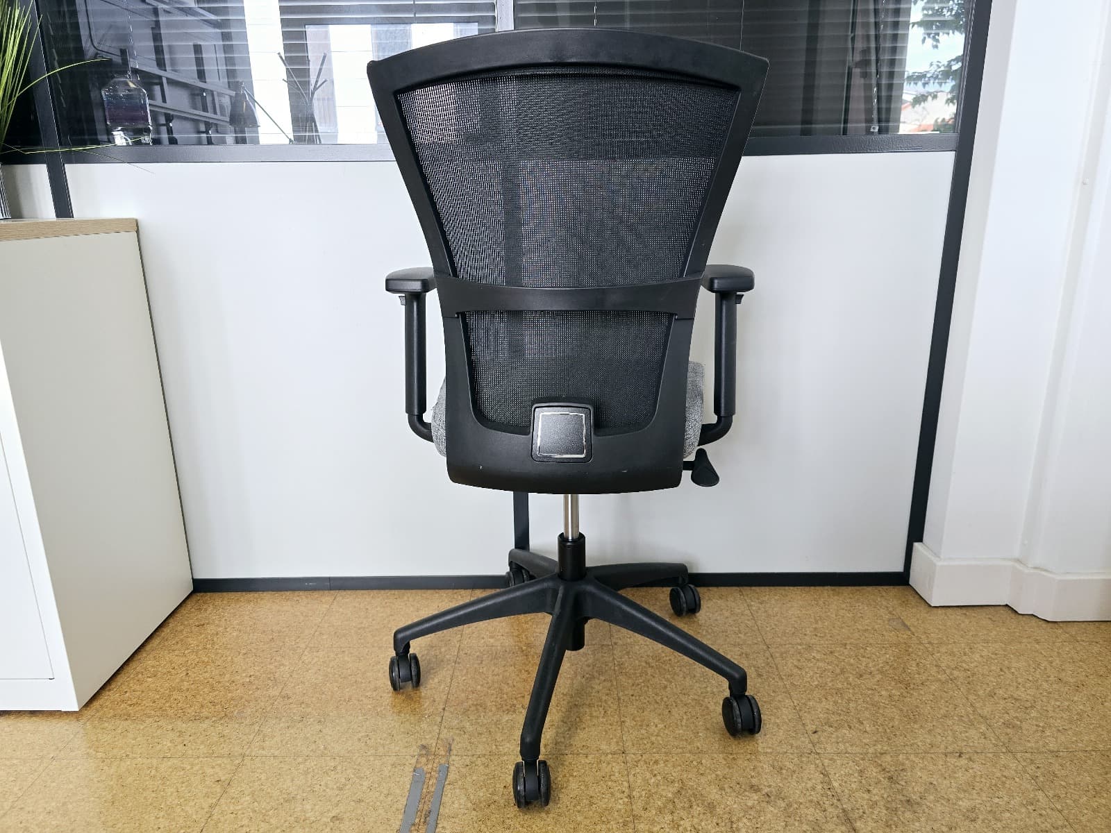 Silla de oficina — imagen 3