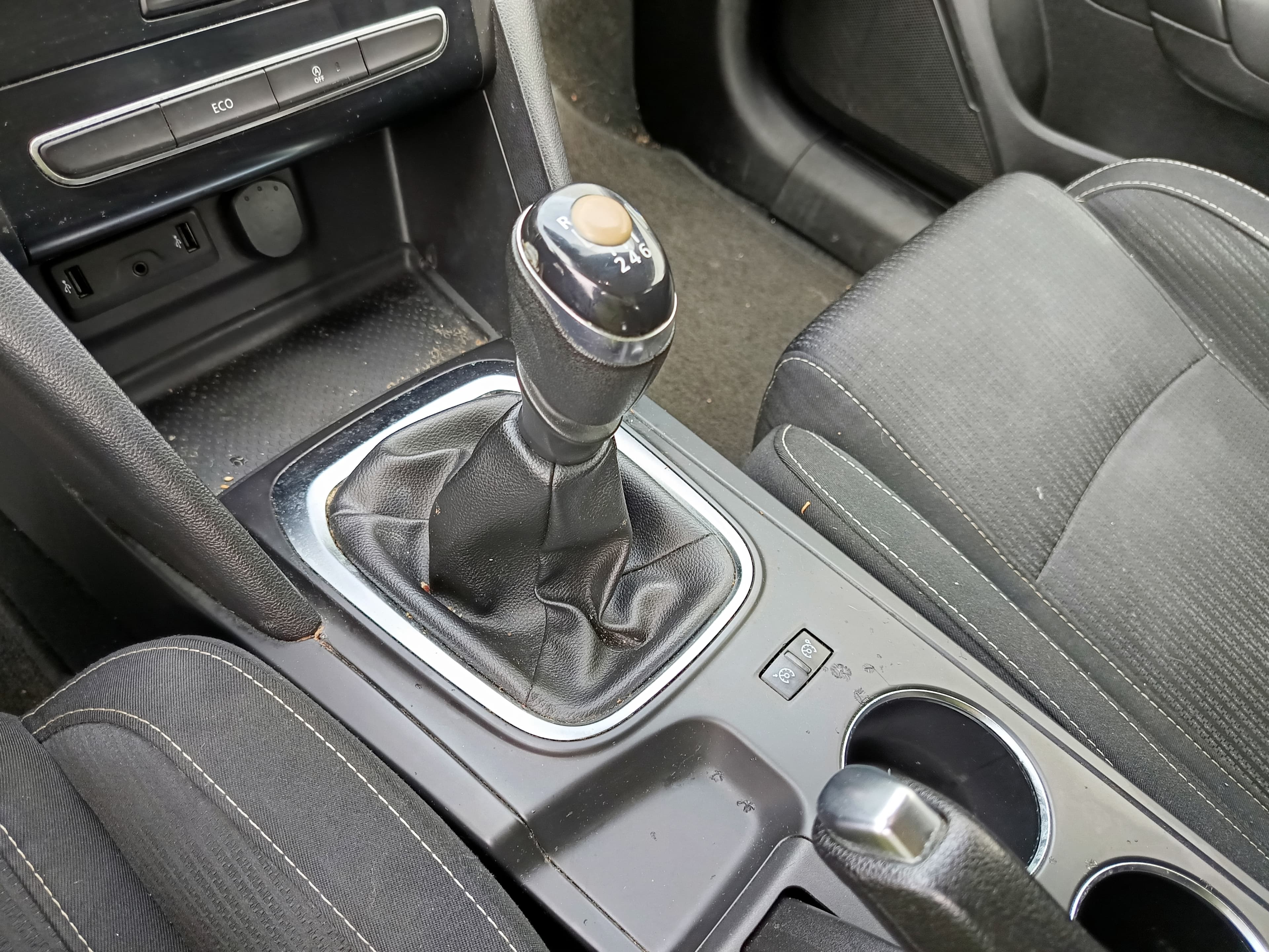 Renault Mégane · Año 2017 — imagen 40