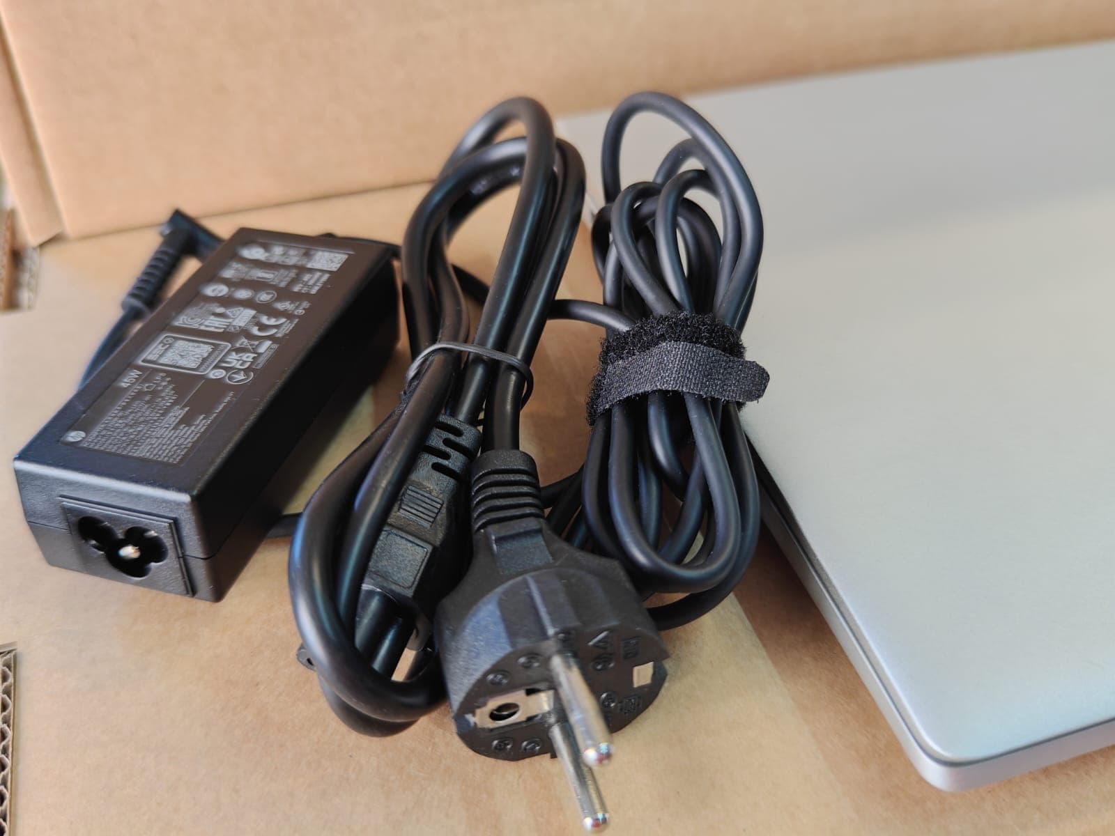 Portátil HP PROBOOK 440 G8 — imagen 13