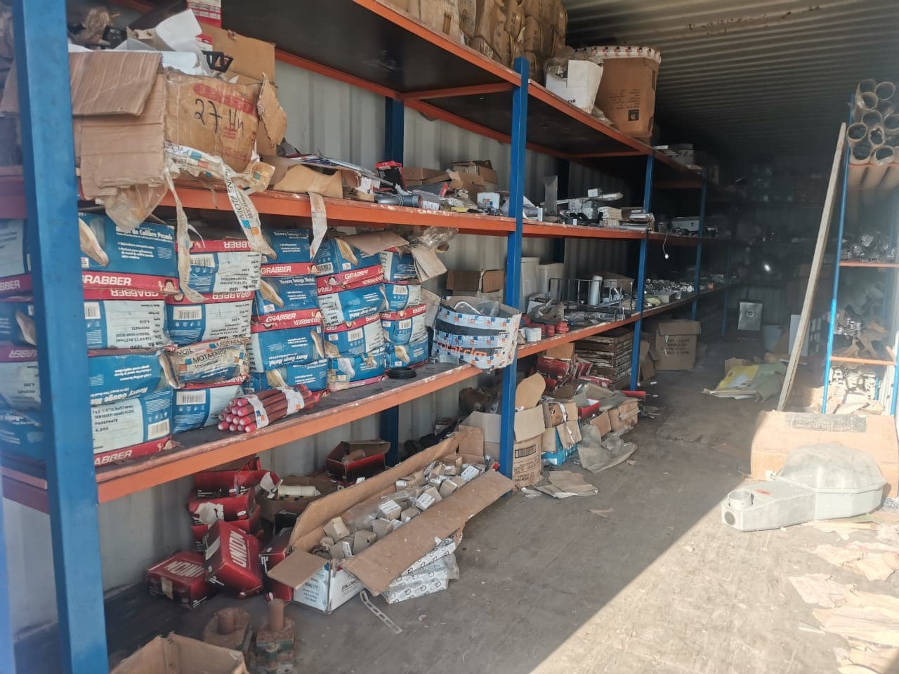Material de canalização e equipamentos variados — image 2