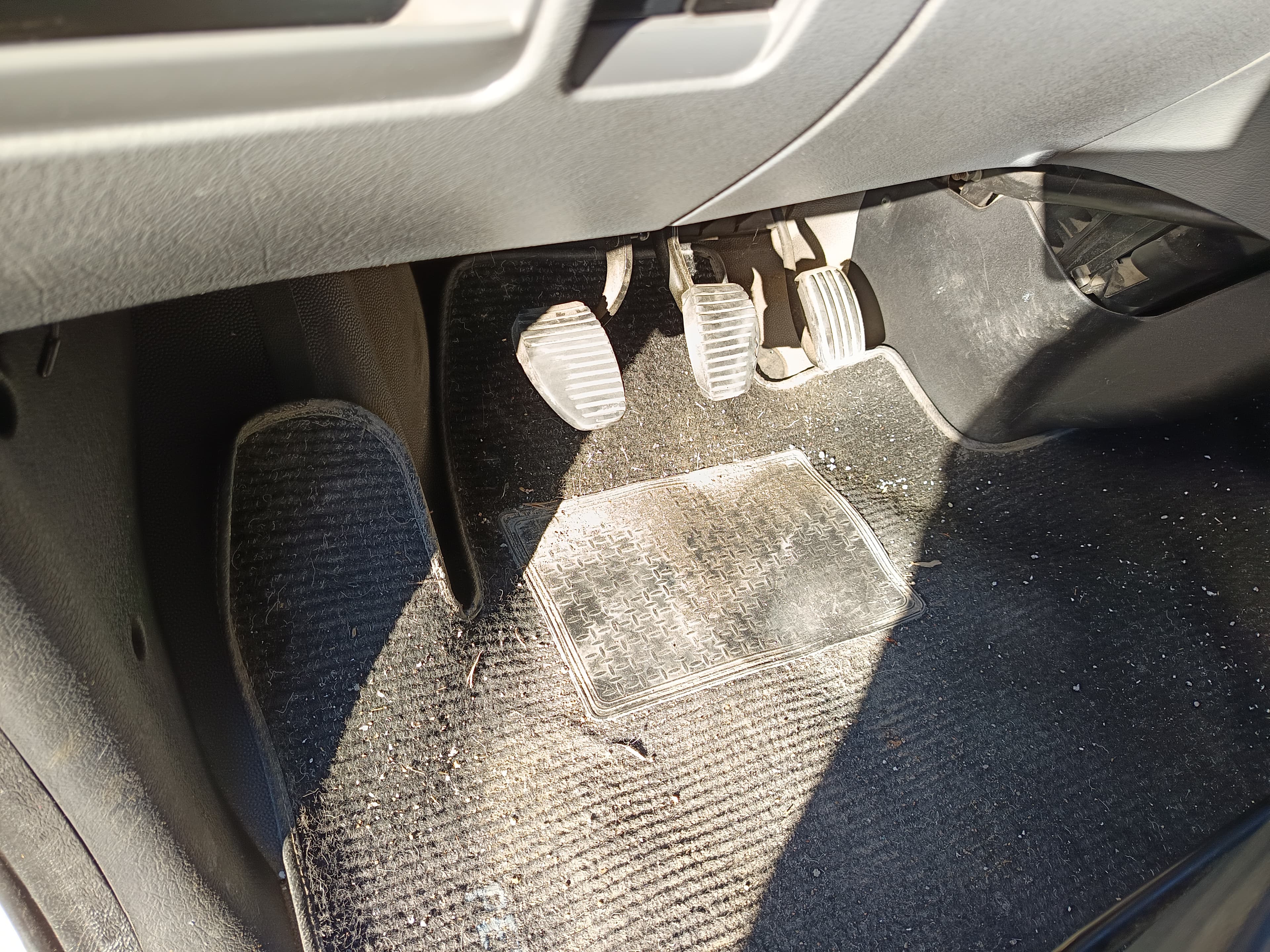 Peugeot Expert · Ano 2004 — image 21