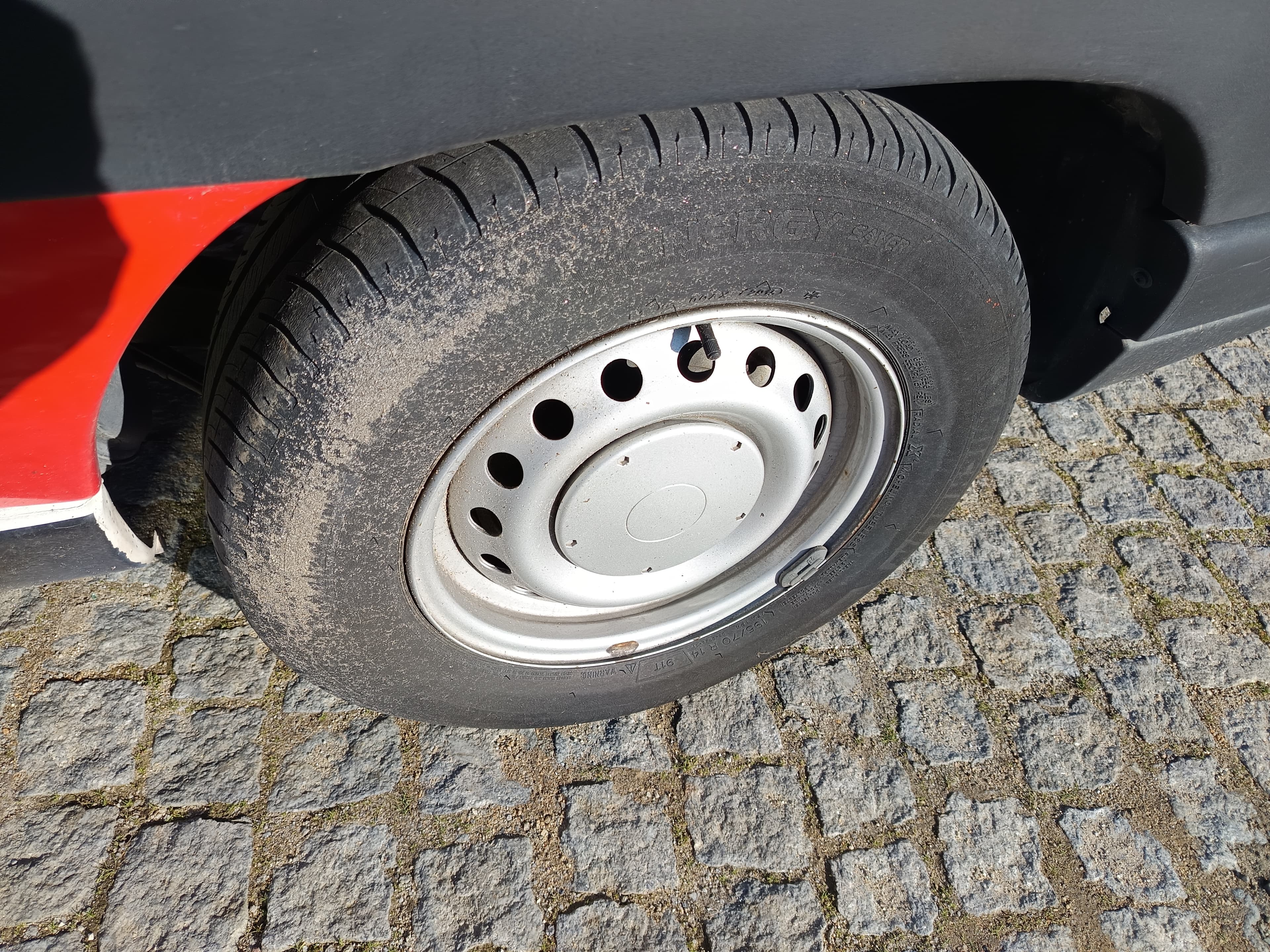 Peugeot Expert · Ano 2004 — image 10