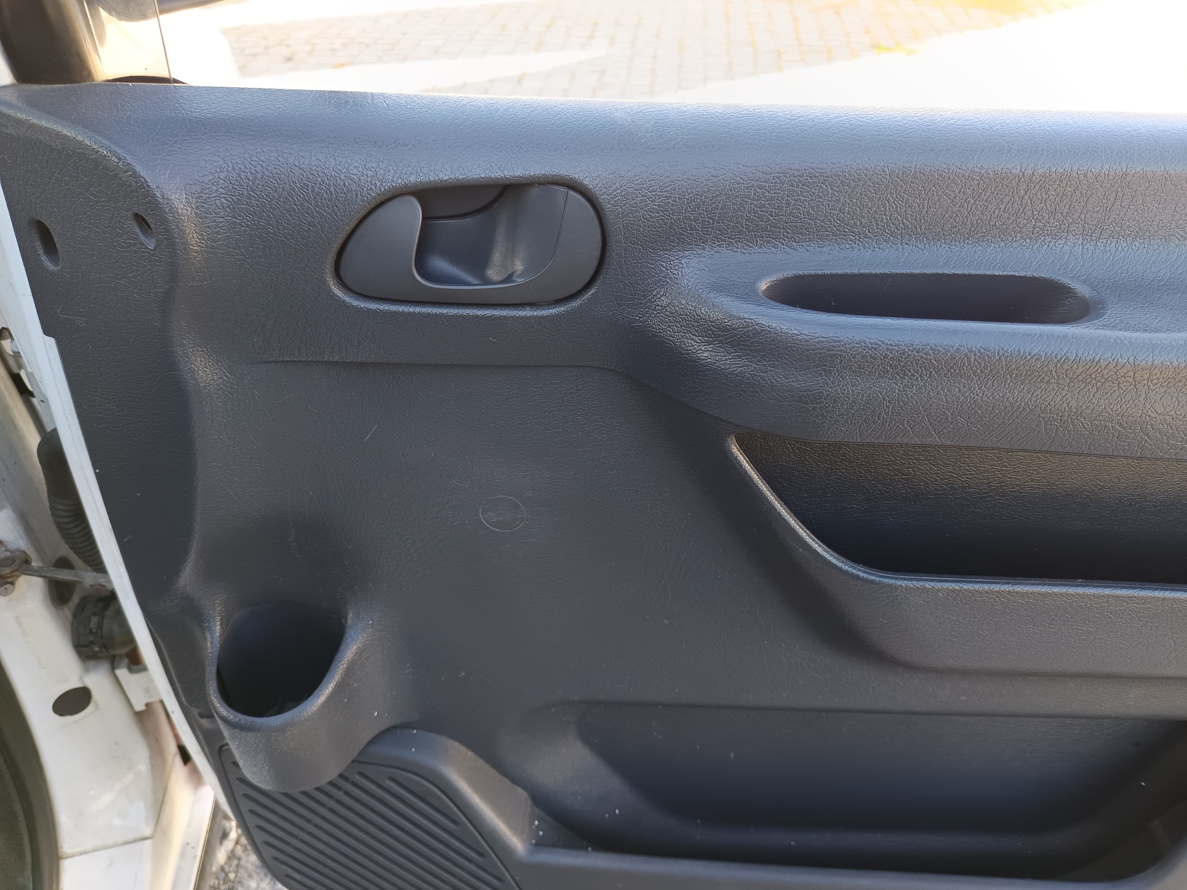 Peugeot Expert · Ano 2004 — image 16