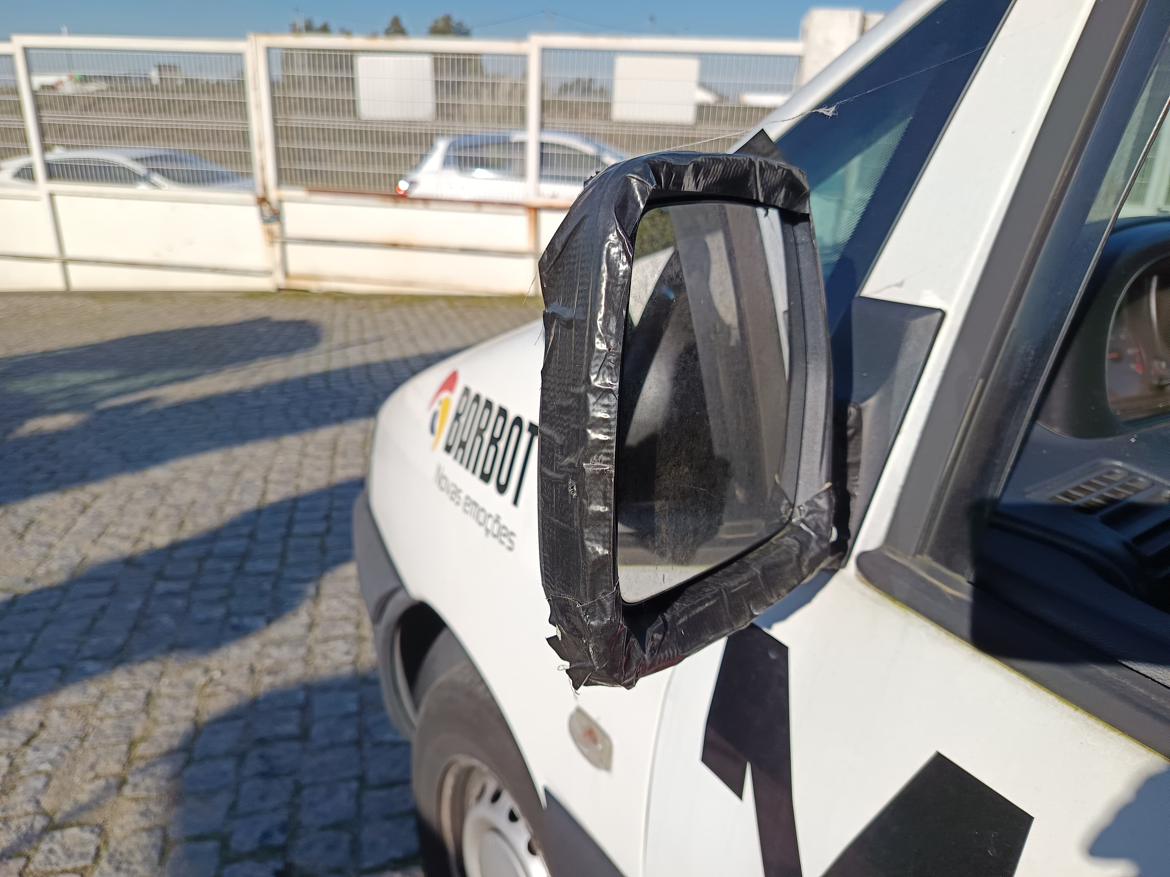 Peugeot Expert · Ano 2004 — image 12
