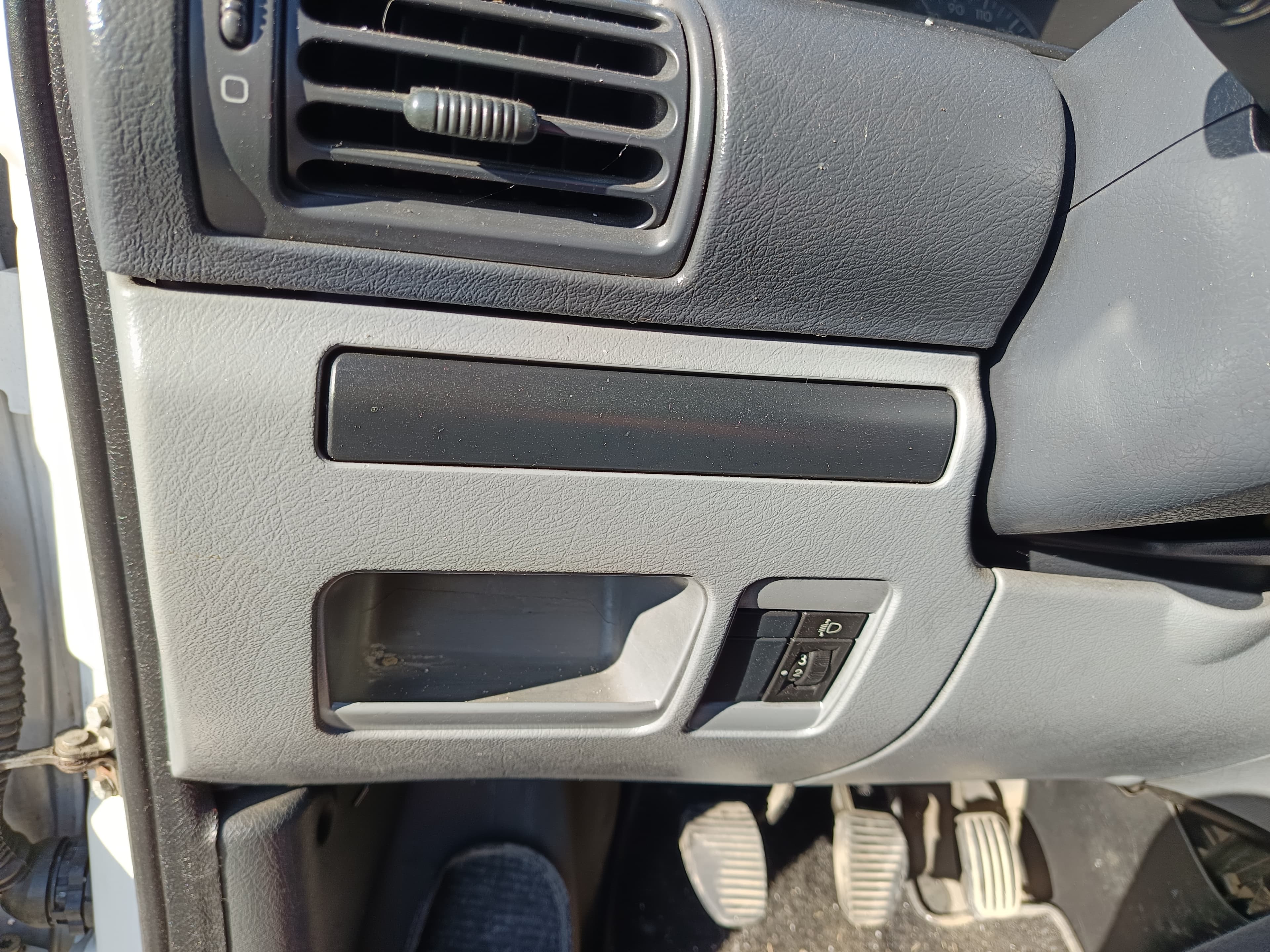 Peugeot Expert · Ano 2004 — image 30