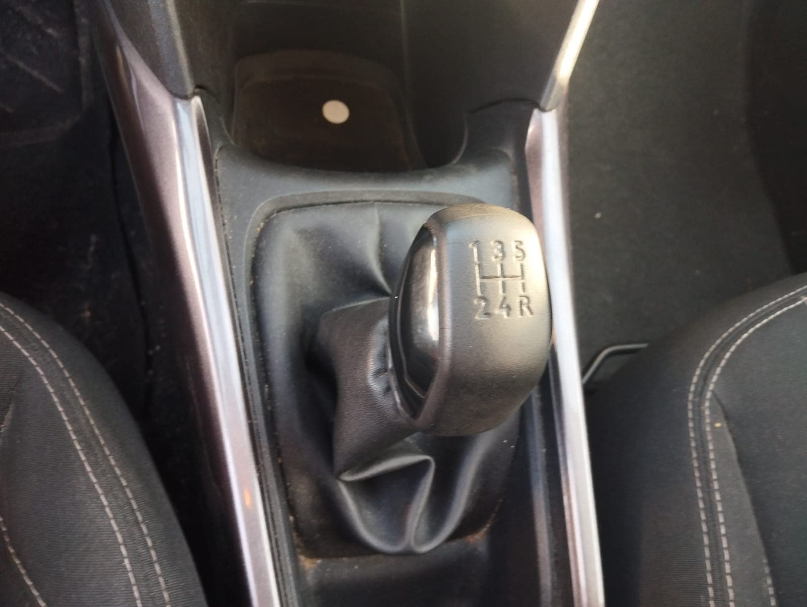 Peugeot 2008 · Ano 2014 — imagem 10